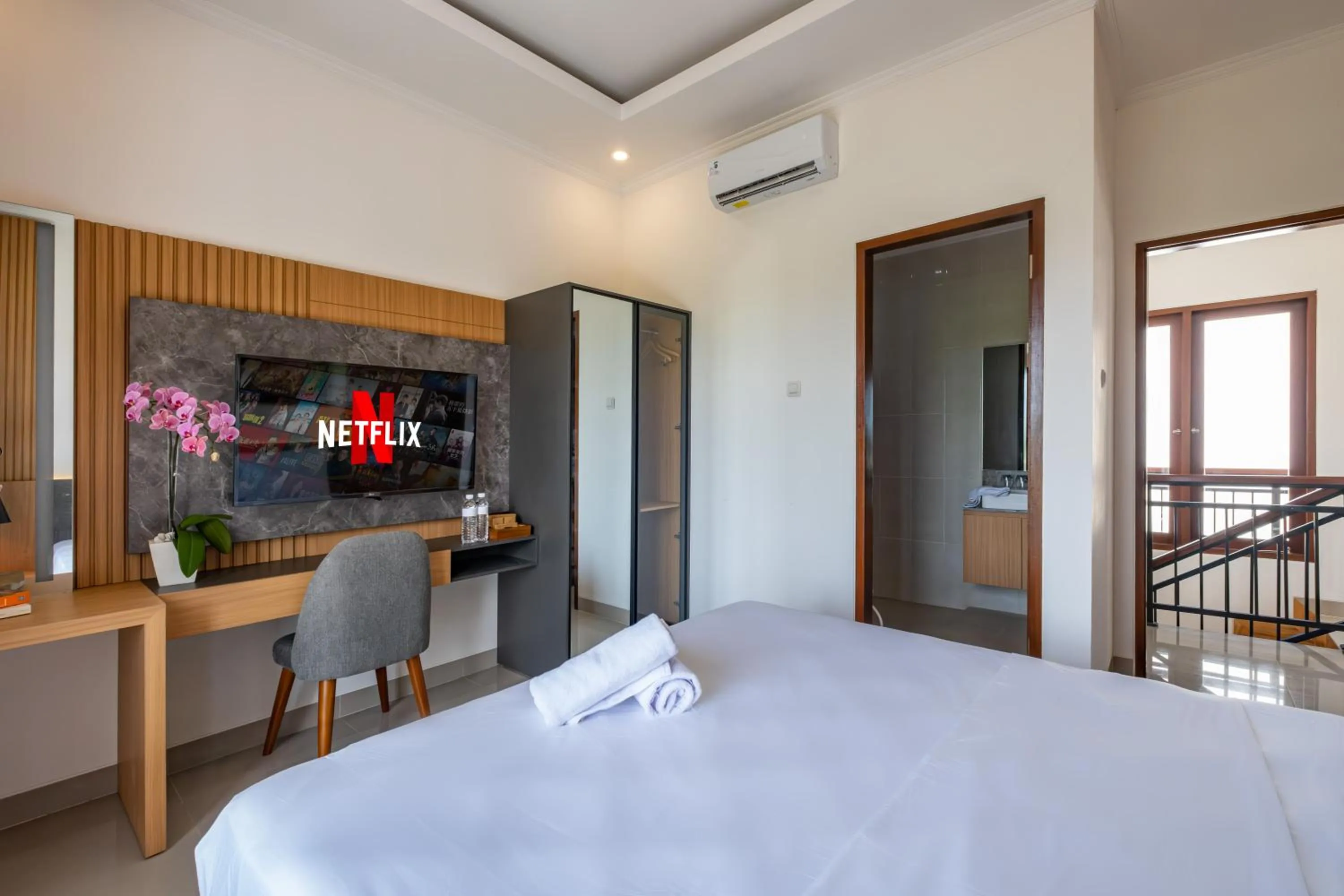 Bed in Taman Seminyak Suites