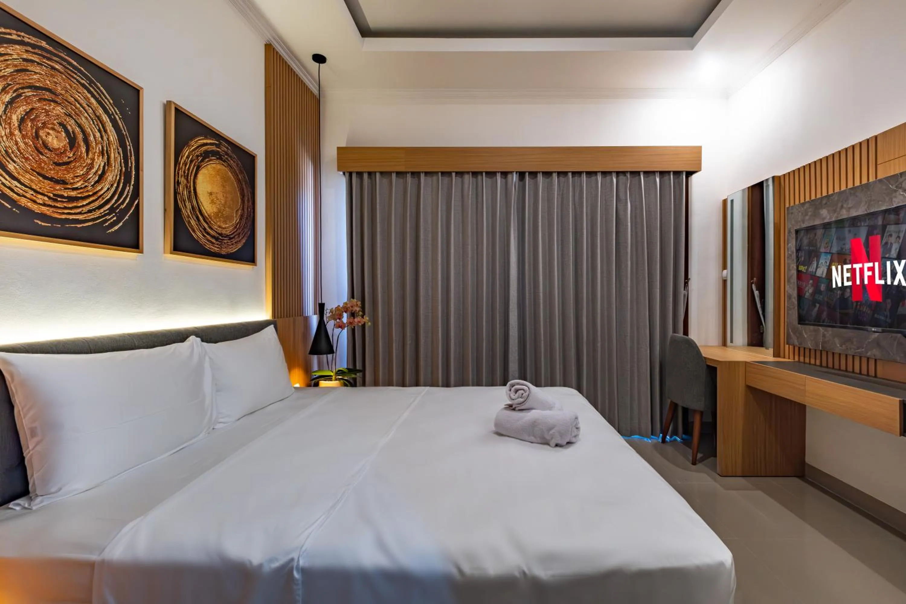 Bed in Taman Seminyak Suites