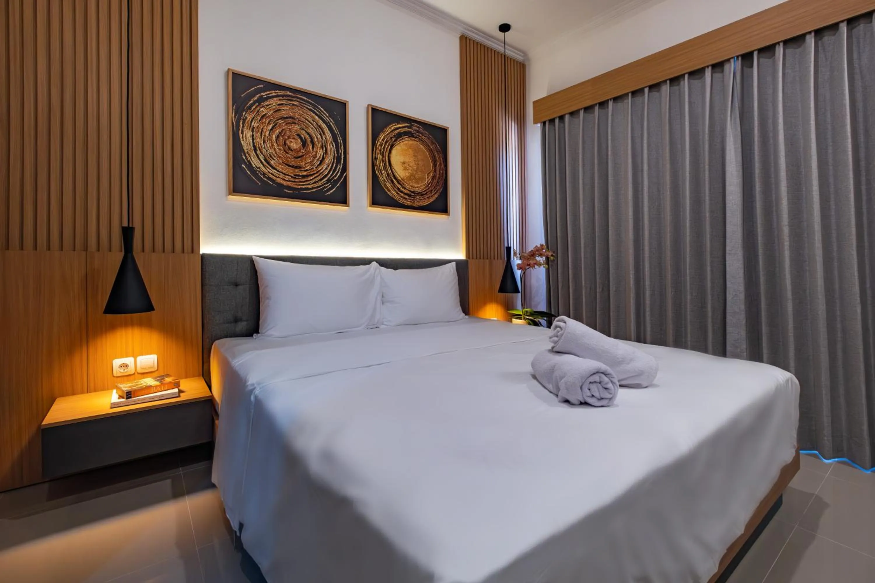 Bed in Taman Seminyak Suites