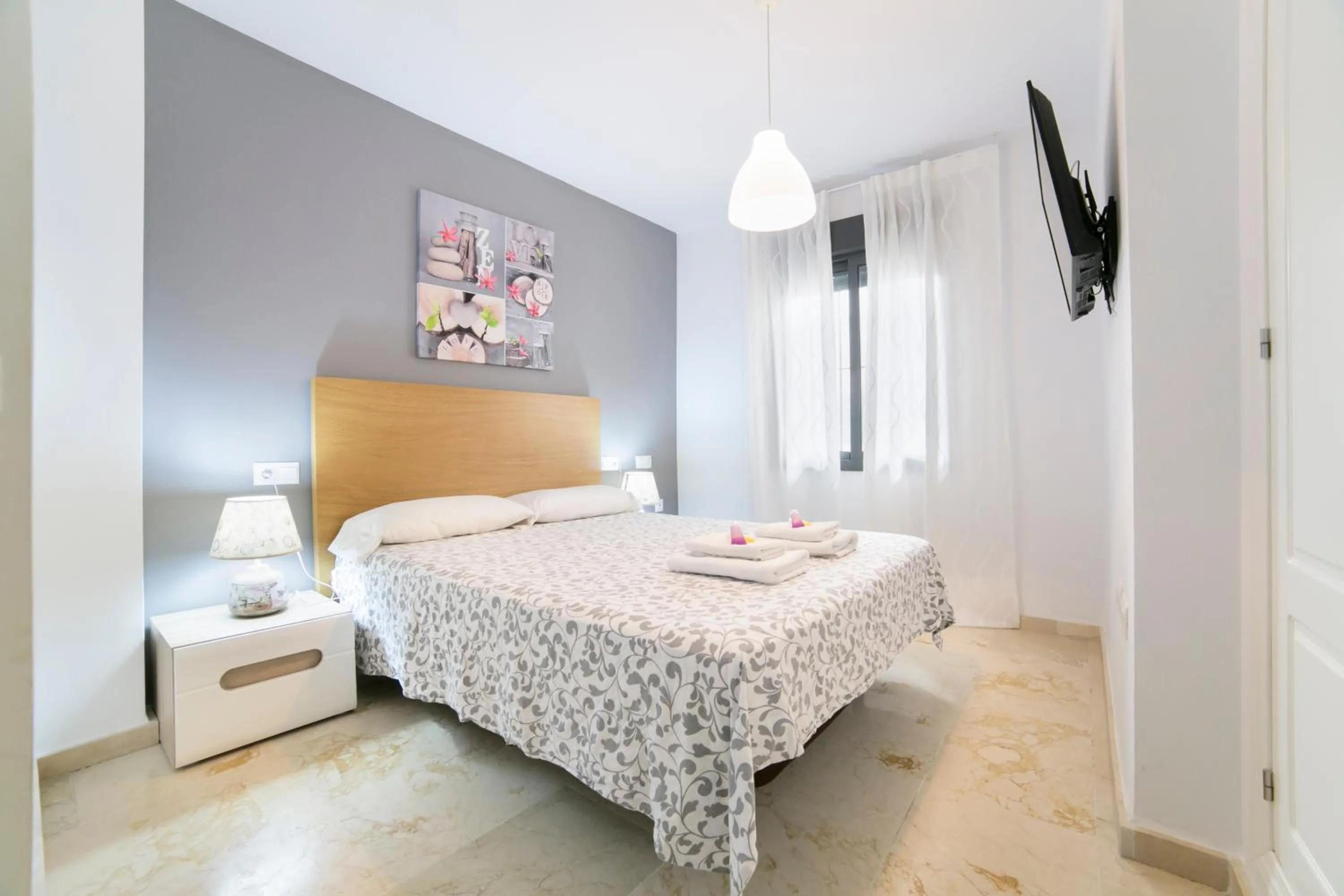 Bedroom, Bed in Apartamentos Salamanca