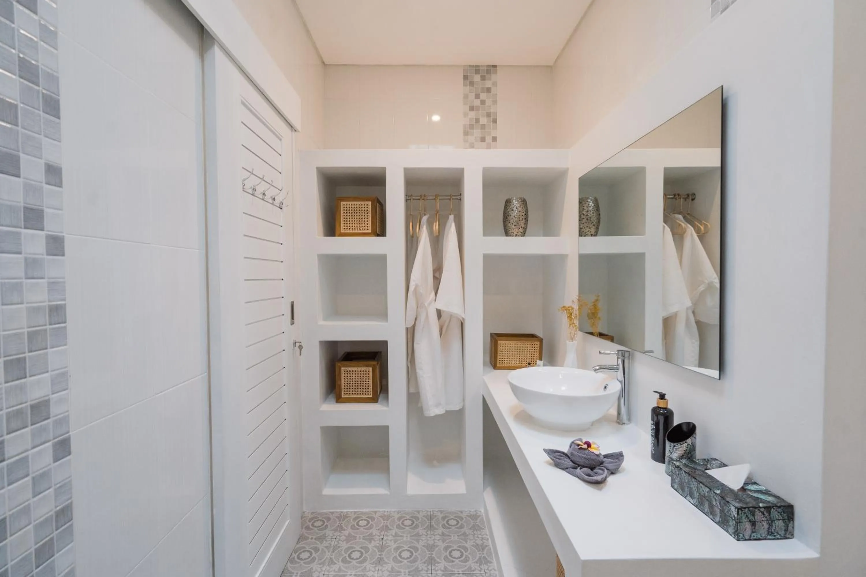 Bathroom in Villa Noni Kerobokan - By Bali Lyfe Venture