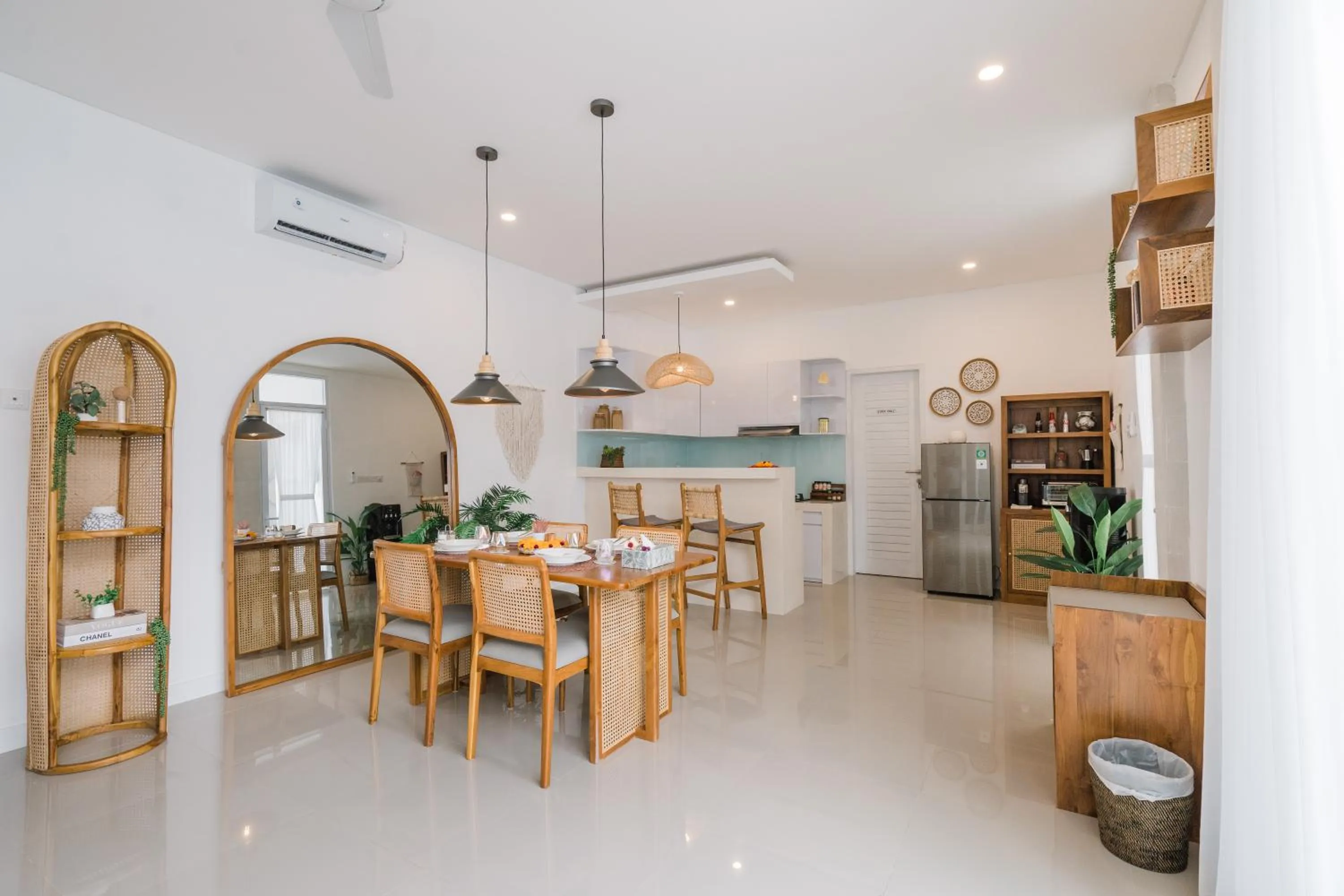 Kitchen or kitchenette in Villa Noni Kerobokan - By Bali Lyfe Venture