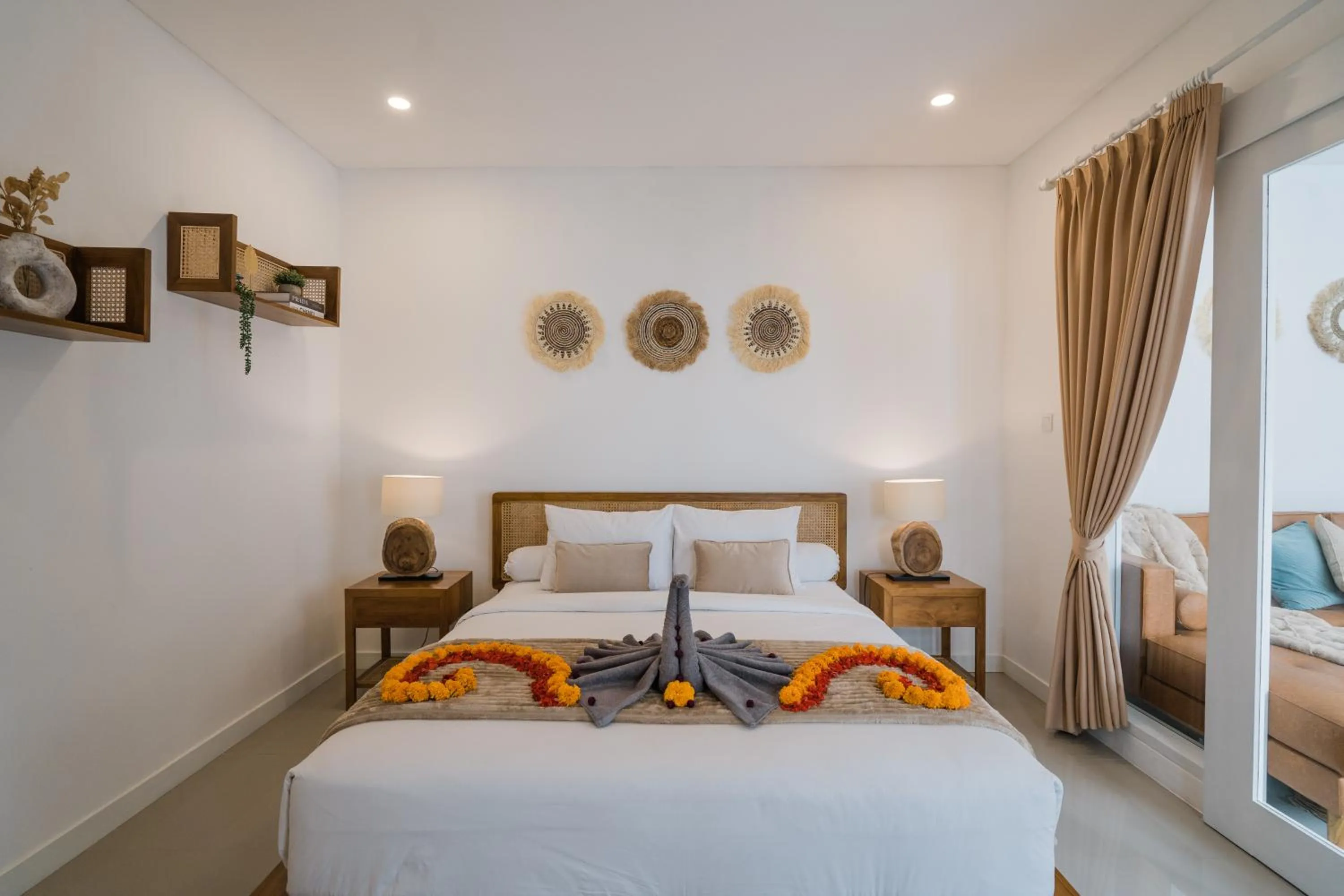 Bedroom, Bed in Villa Noni Kerobokan - By Bali Lyfe Venture