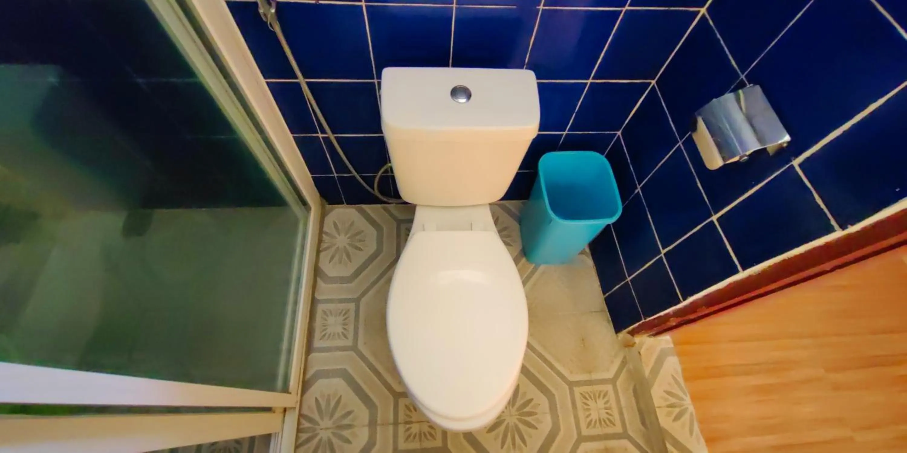 Shower in Chibel Summer Riverside Resort