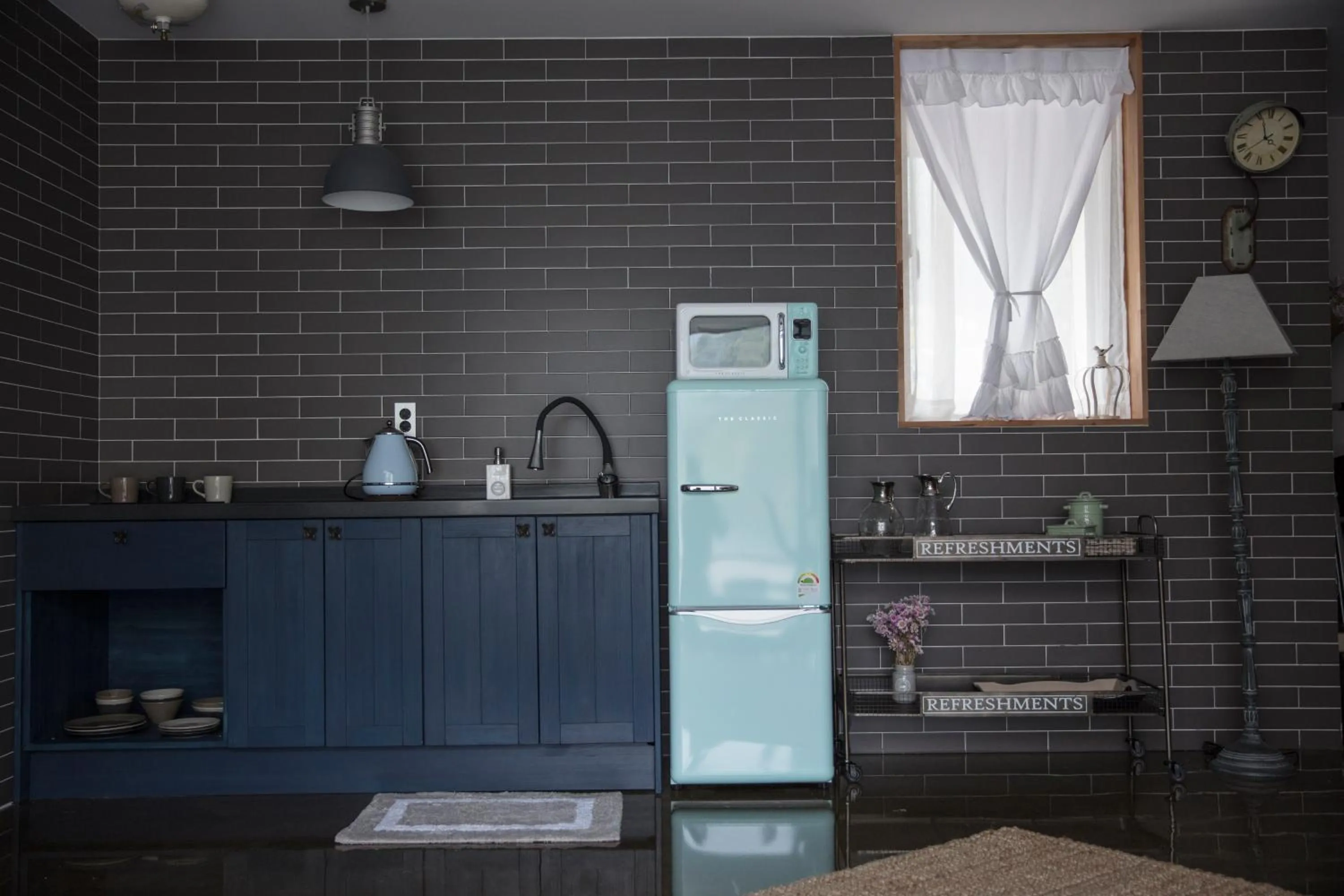 Kitchen or kitchenette in SS Resort