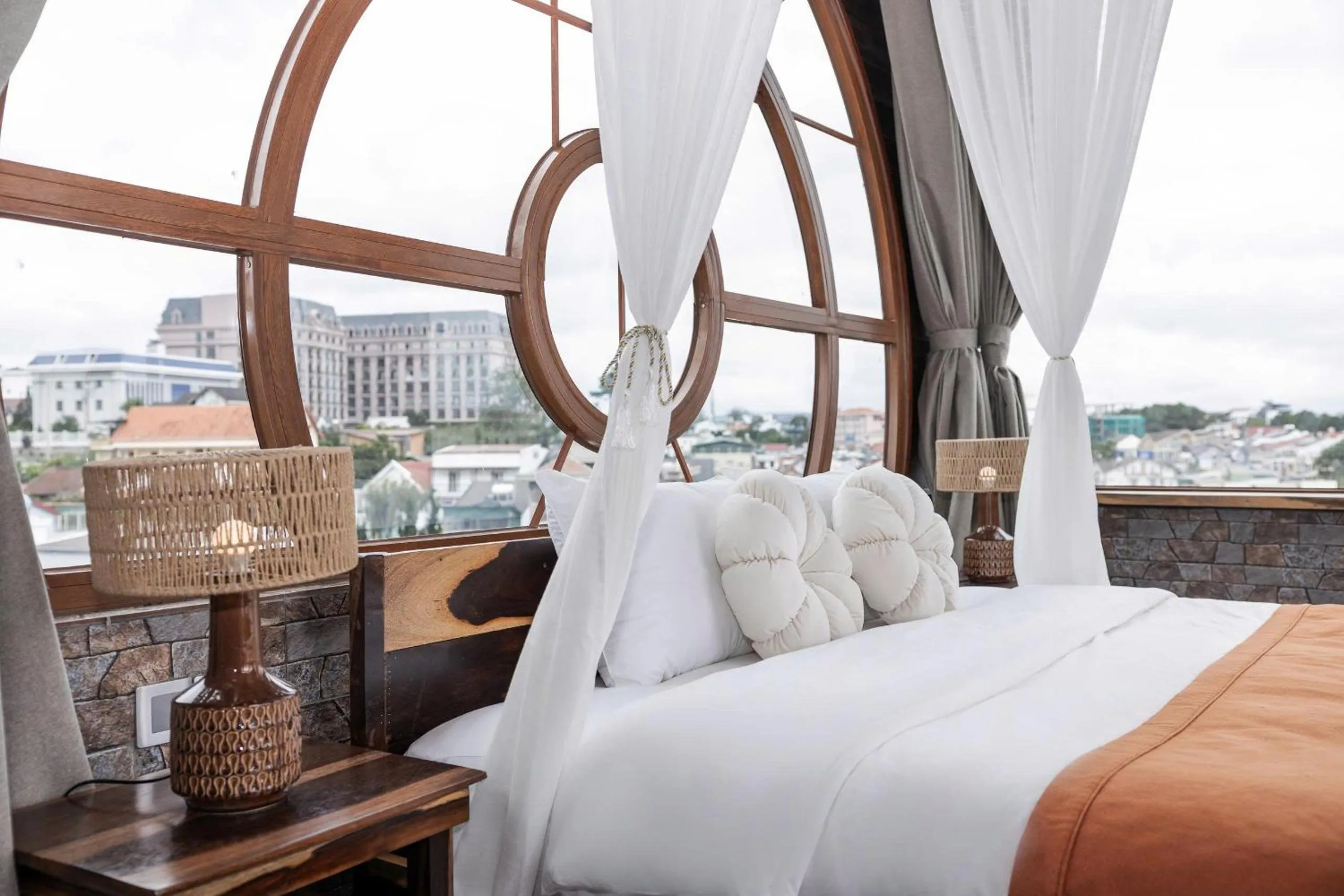 Bedroom, Bed in Jodi Dalat Hotel