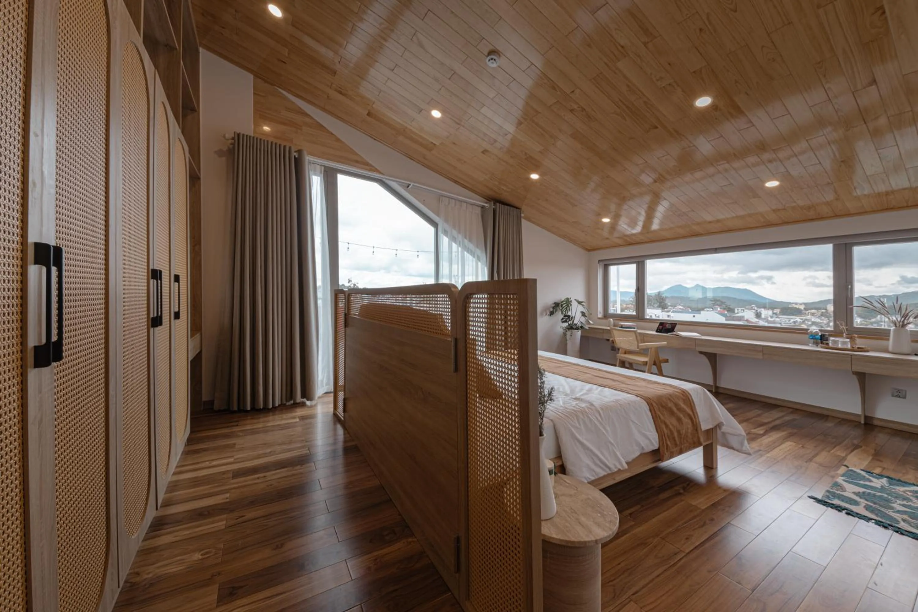 Bed in Jodi Dalat Hotel