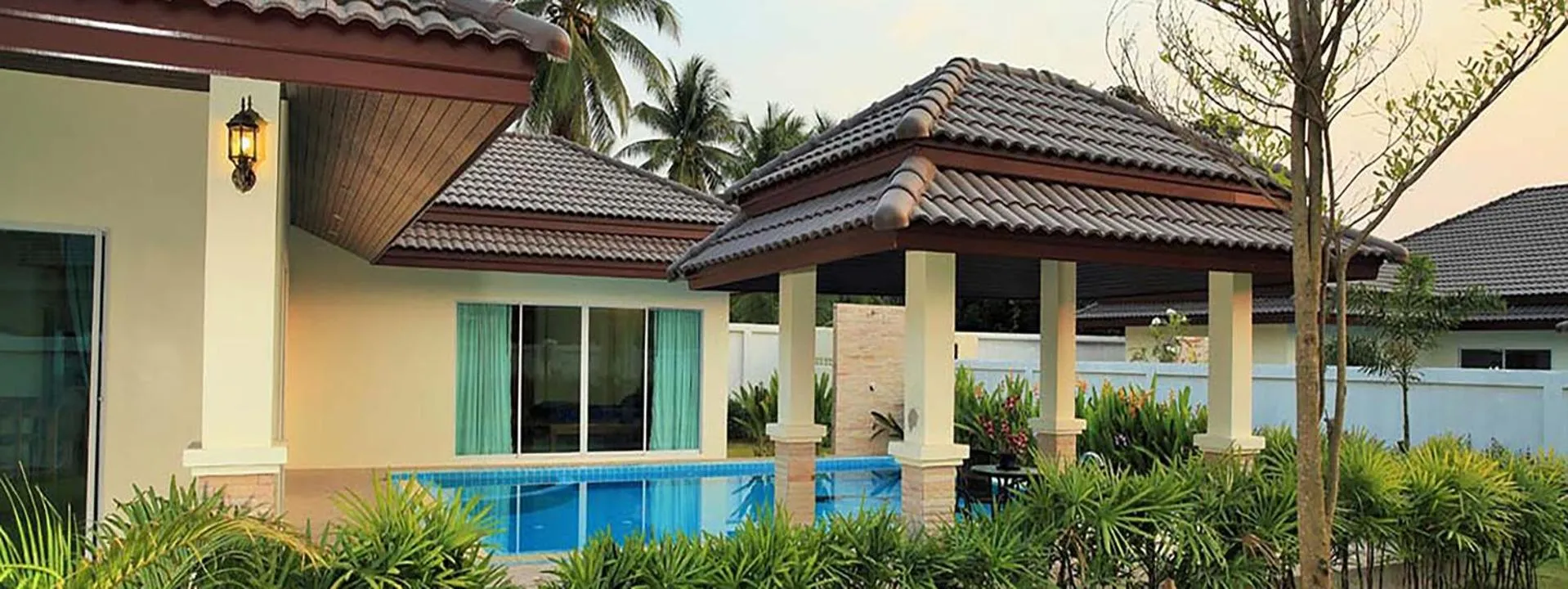 Unique Pool Villa Resort