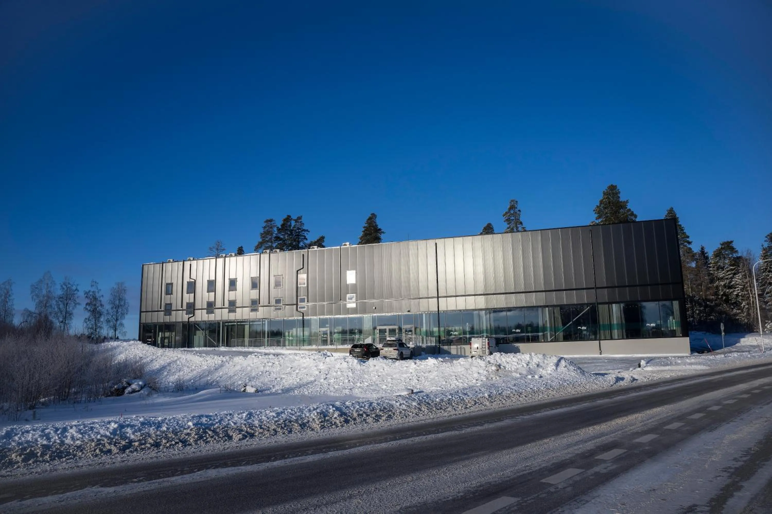 Property building in Playhotel