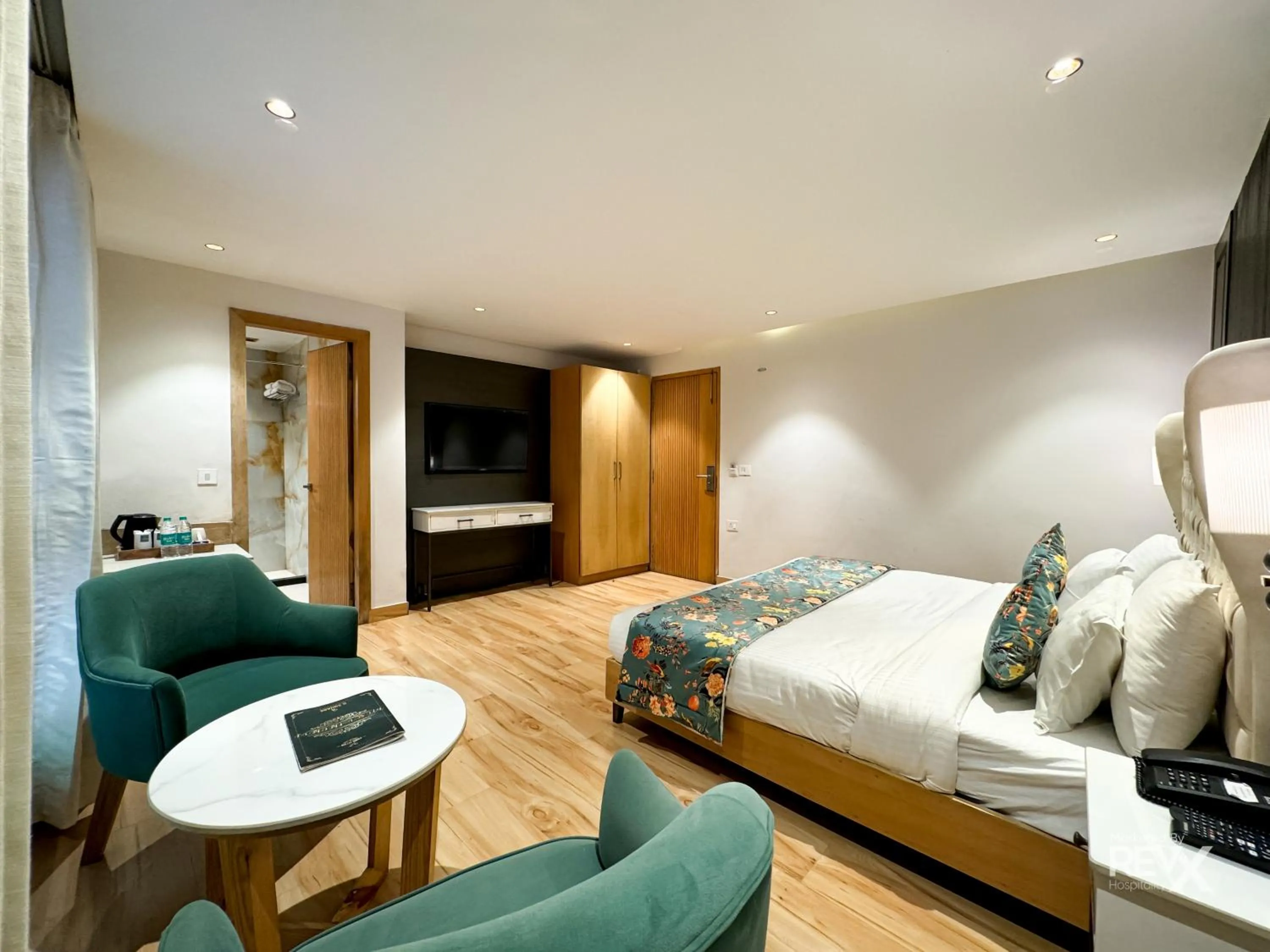 Floor plan, Bed in Hotel Rockland Residency