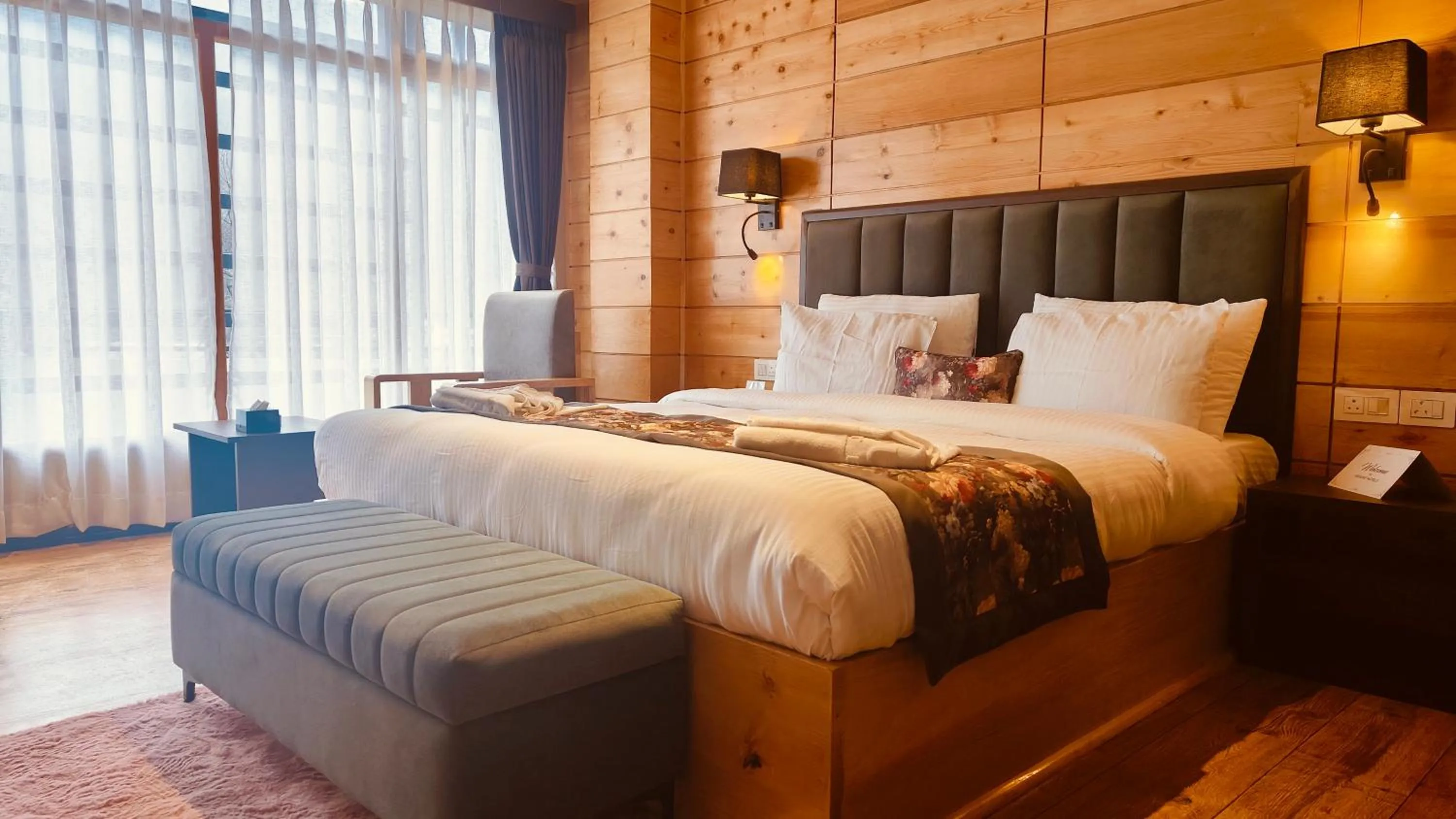 Bed in Mount Bayul Shangri-La Resort