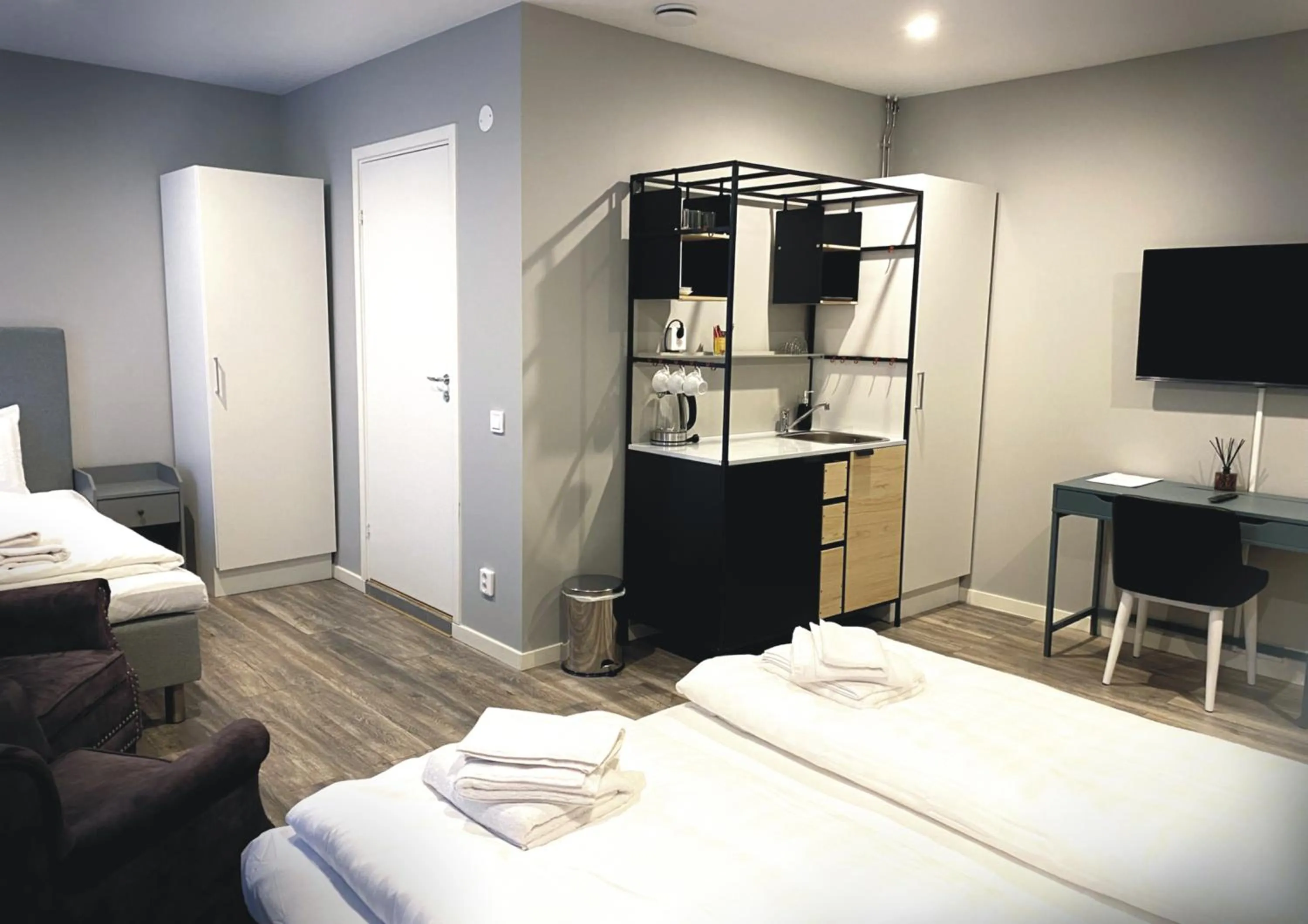 Bed in Älvsjö stadshotell