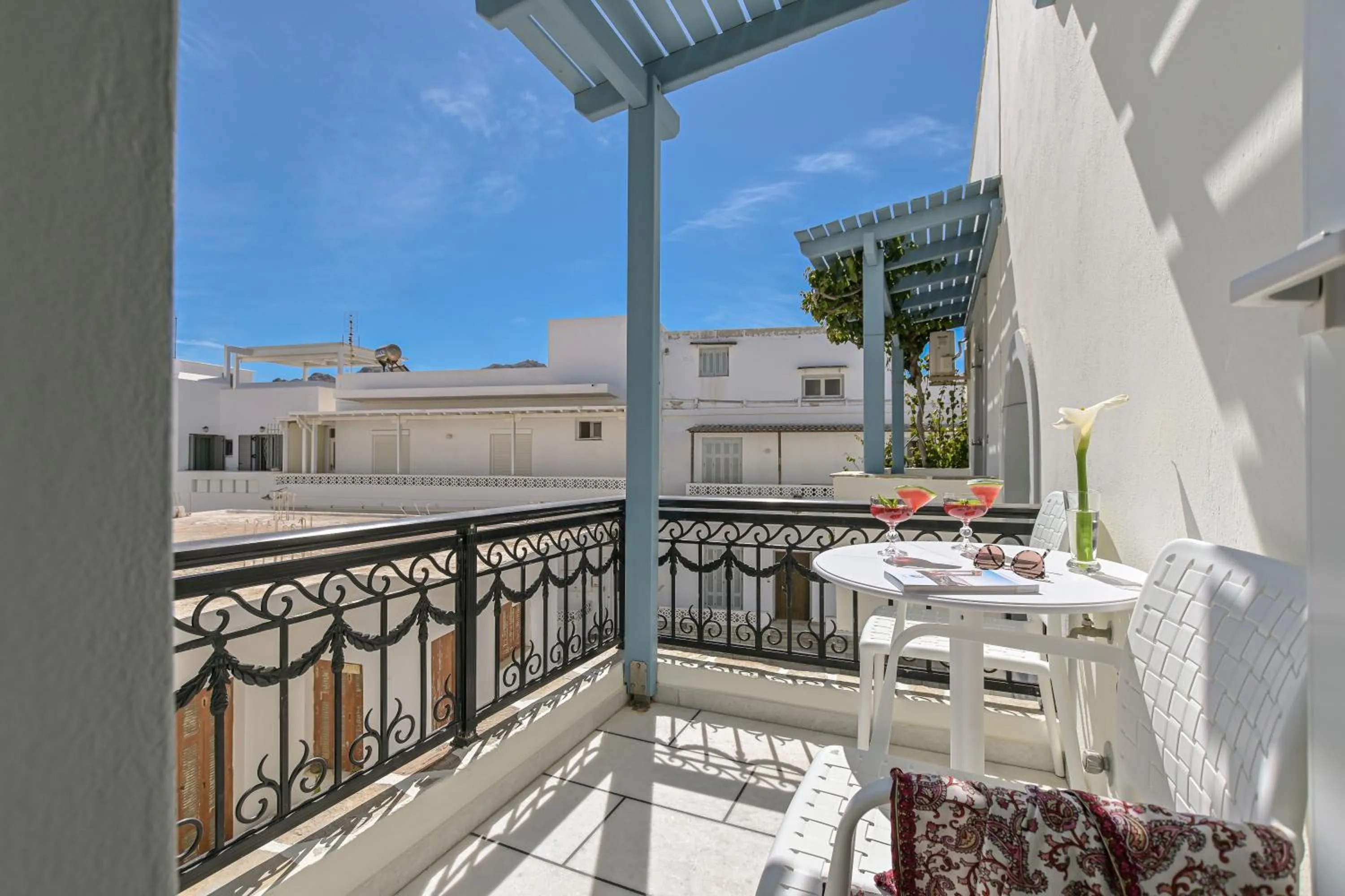 View (from property/room) in Sofi pension