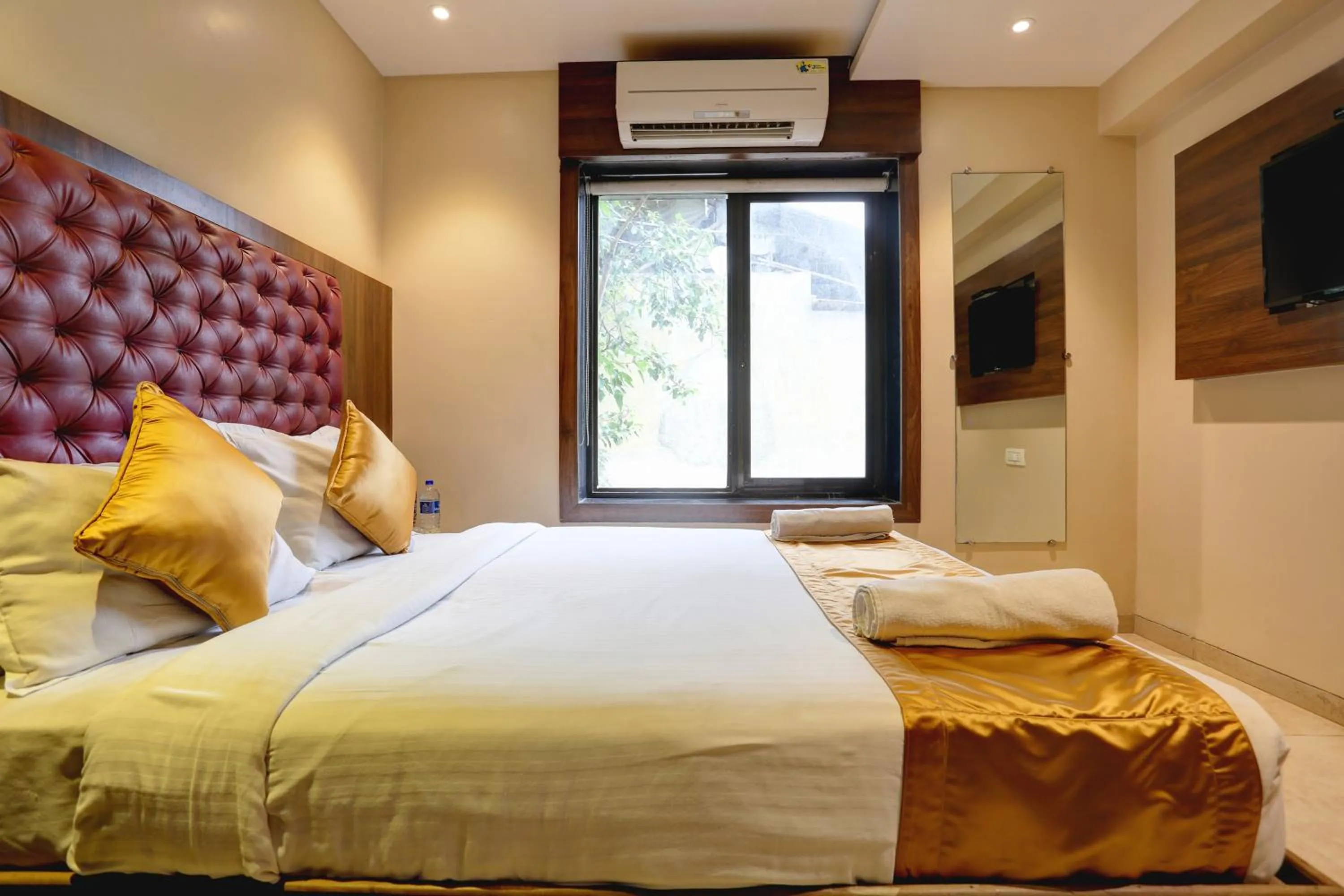 Bed in Hotel Sea Breeze