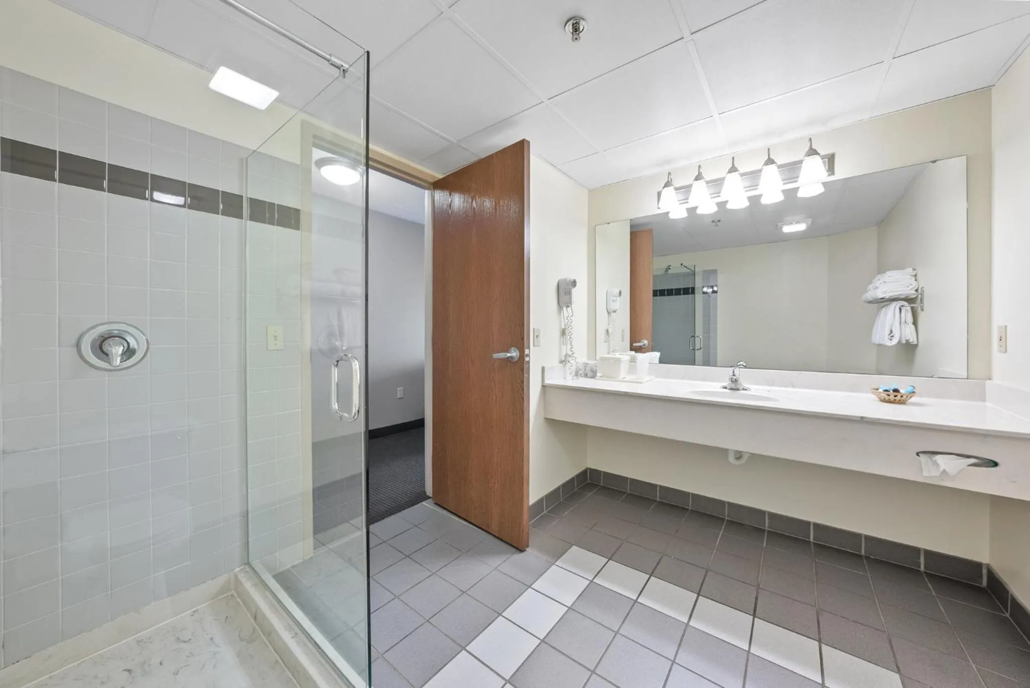 Bayshore Resort At Put-In-Bay