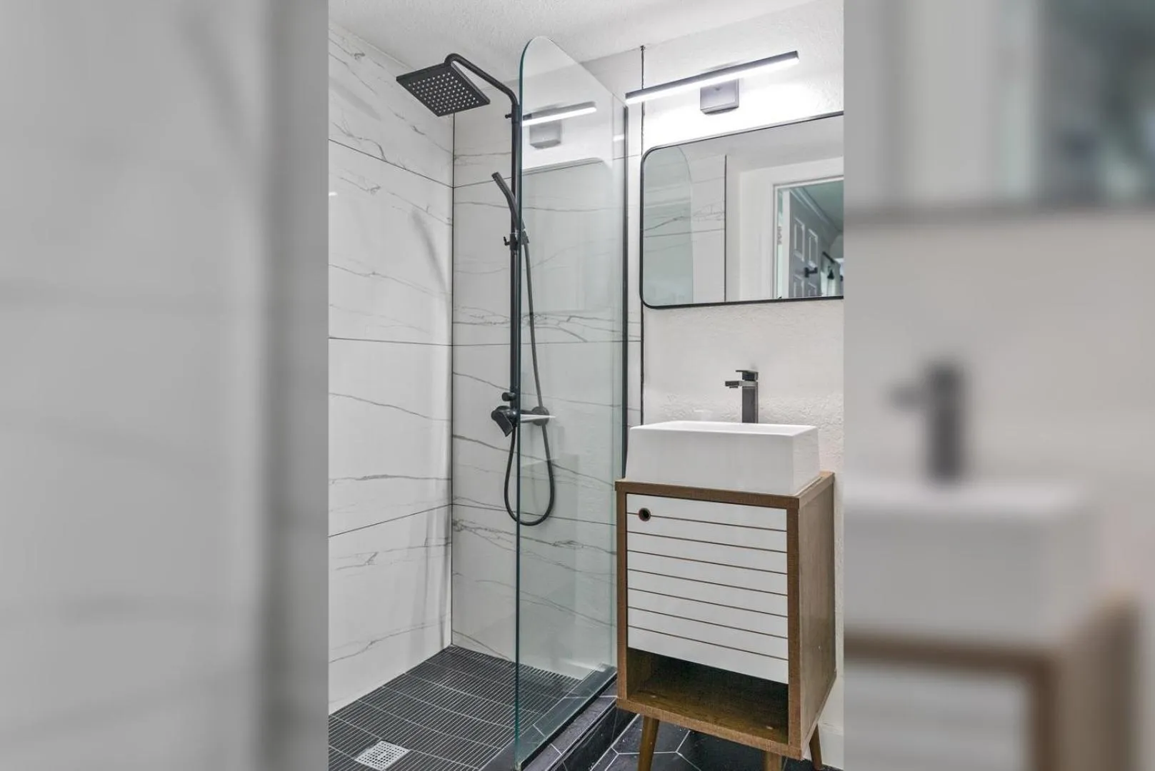 Las Olas Guest House