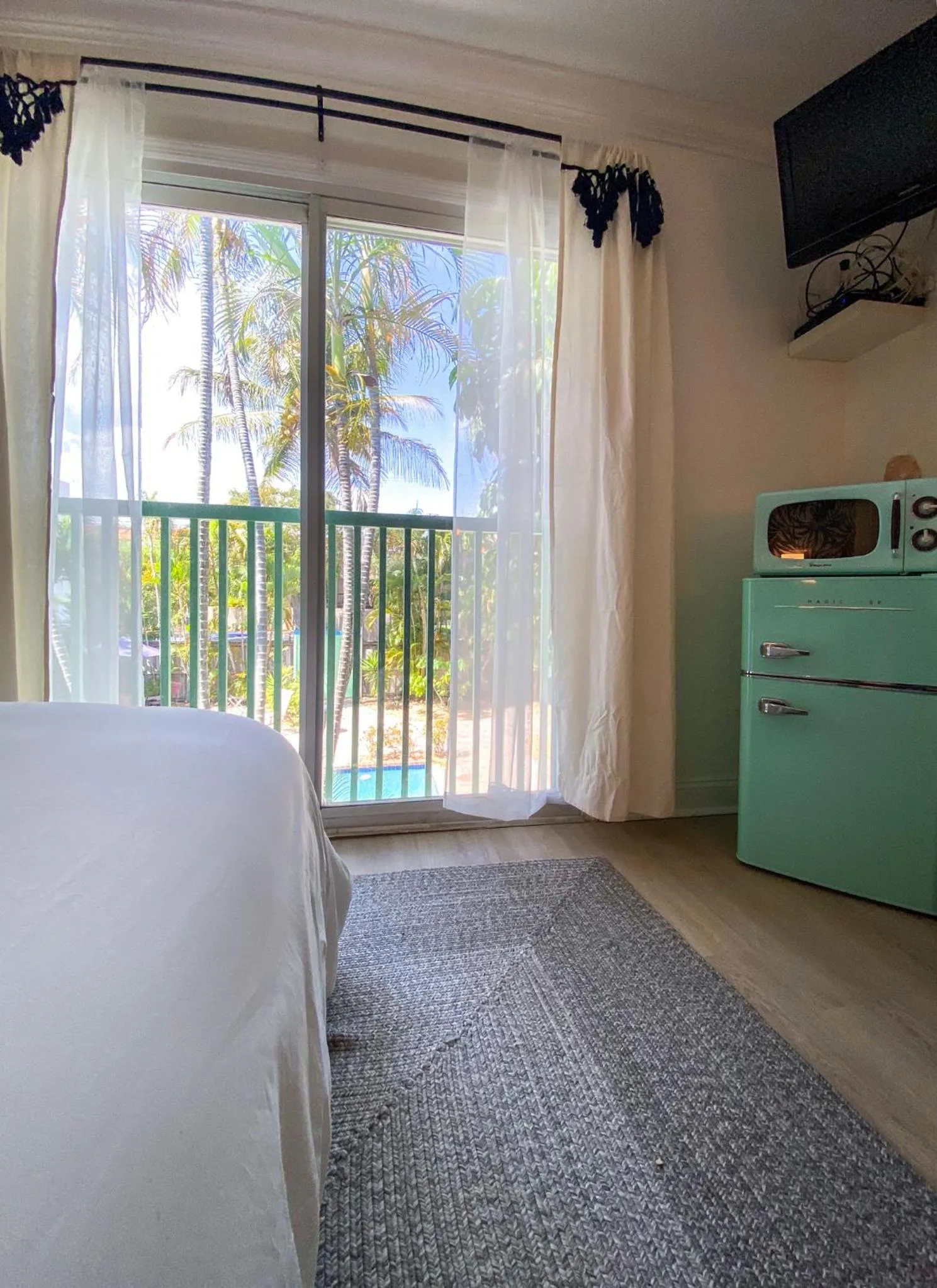 Property building in Las Olas Guest House