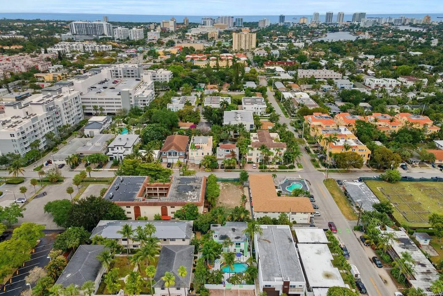 Las Olas Guest House