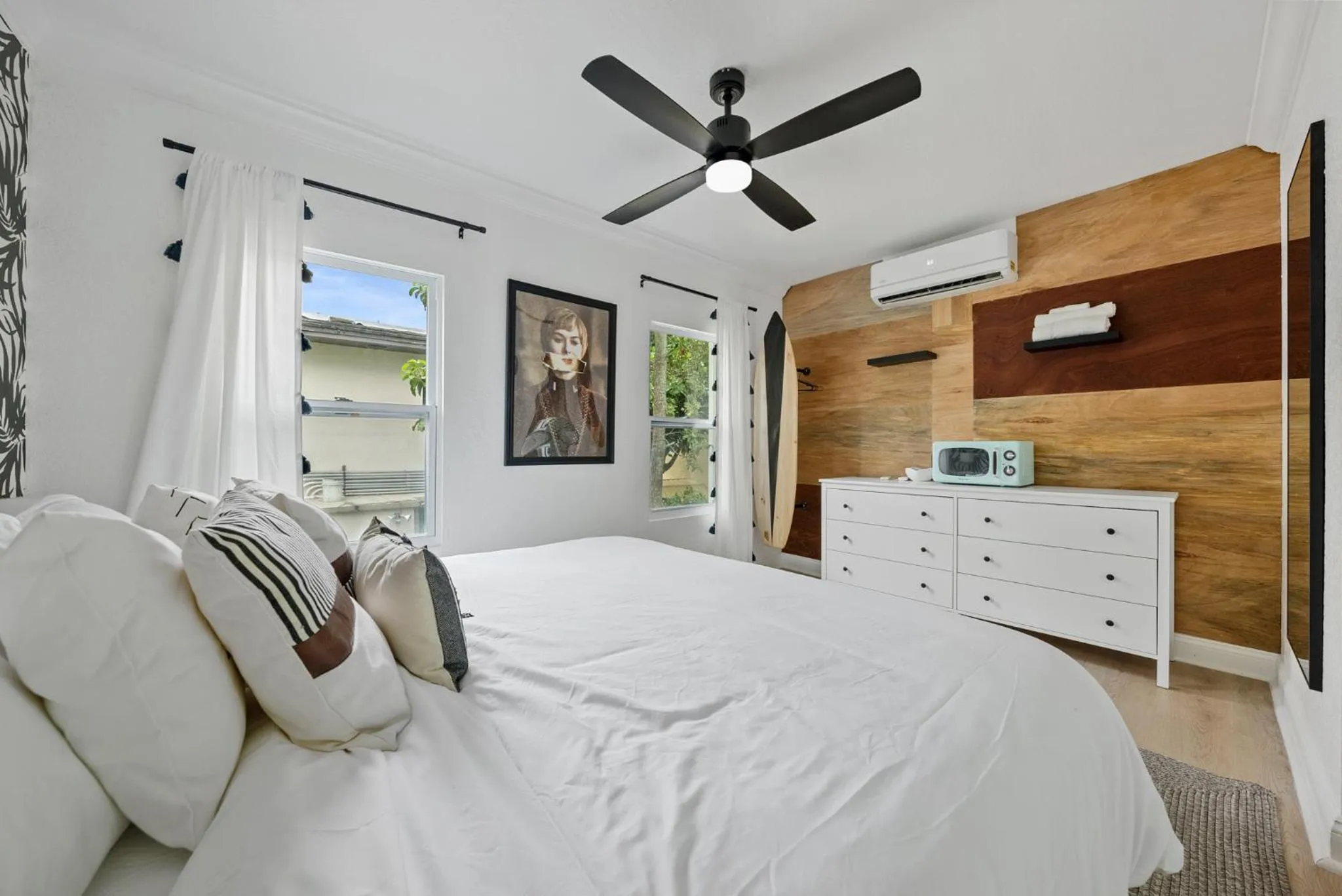 Las Olas Guest House