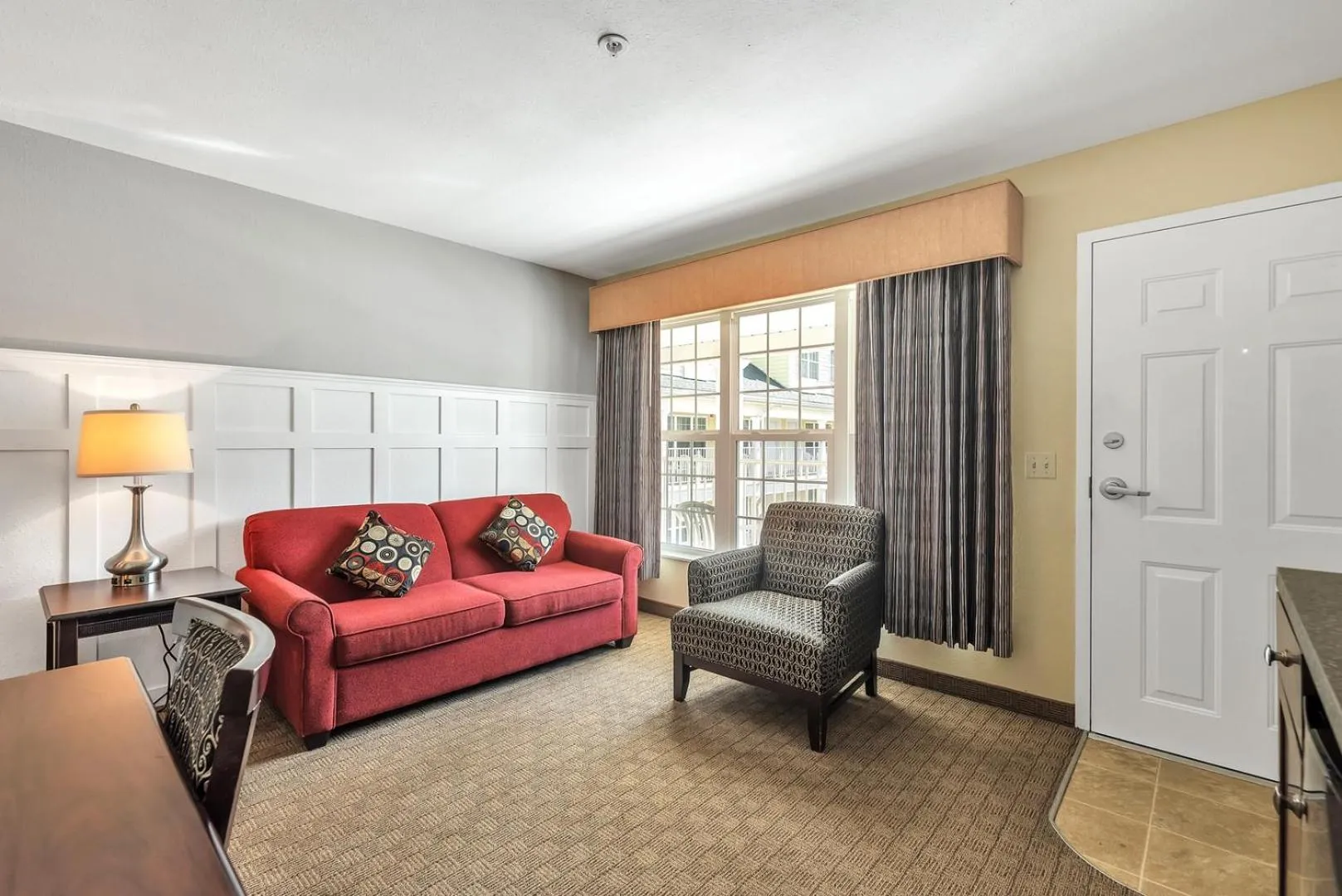 Living room in Kelleys Island Venture Resort