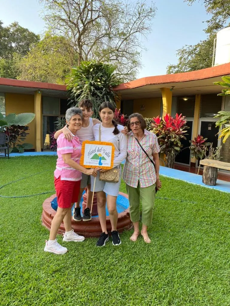 Swimming pool in Hotel Del Valle