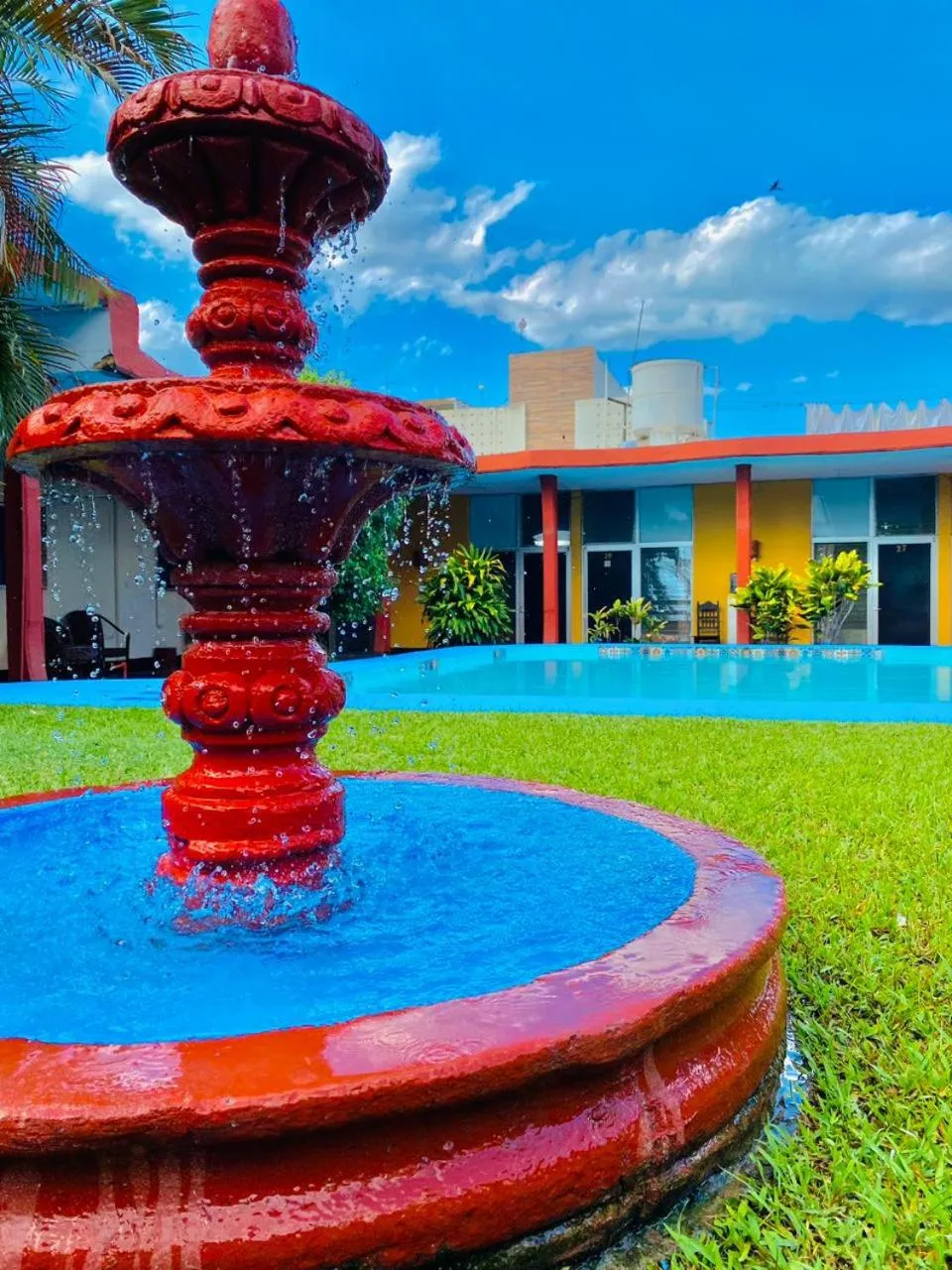 Swimming pool in Hotel Del Valle