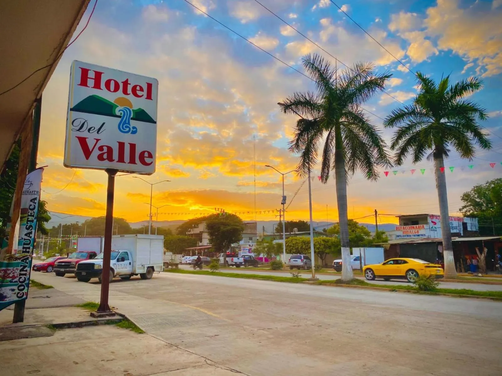 Property building in Hotel Del Valle