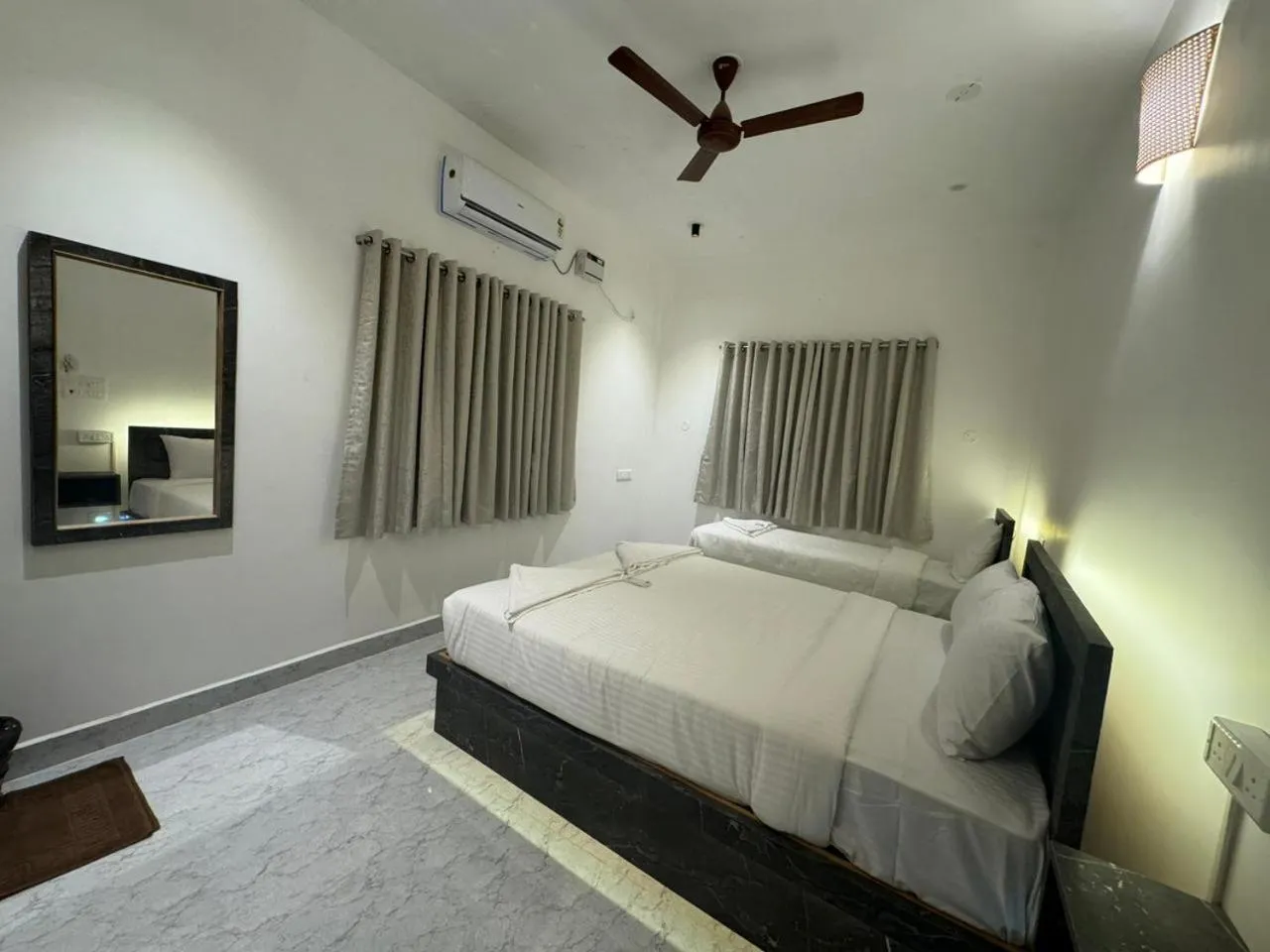 Bed in La Tamara Suite - TIE