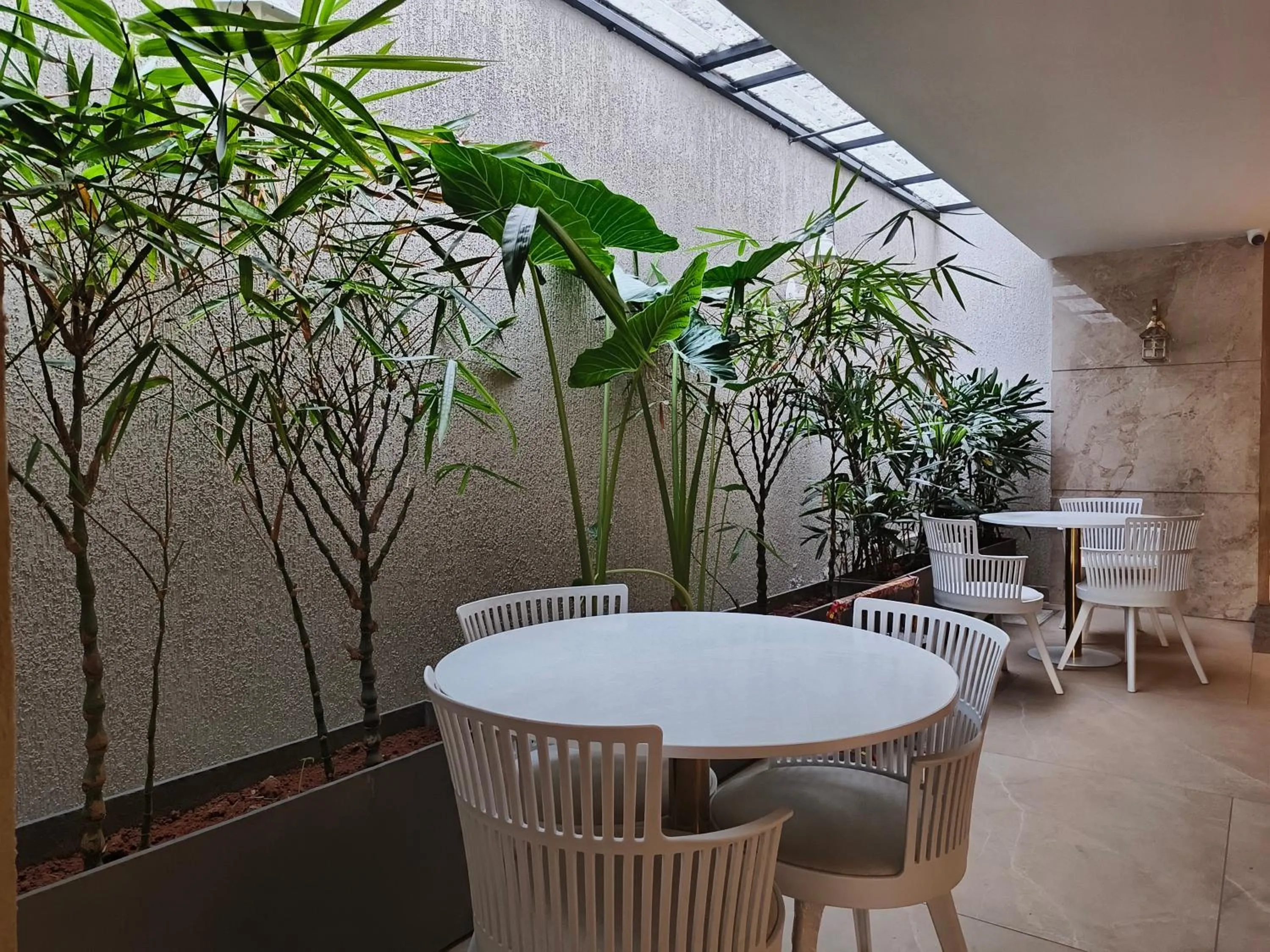 Seating area in Hotel Le Opera