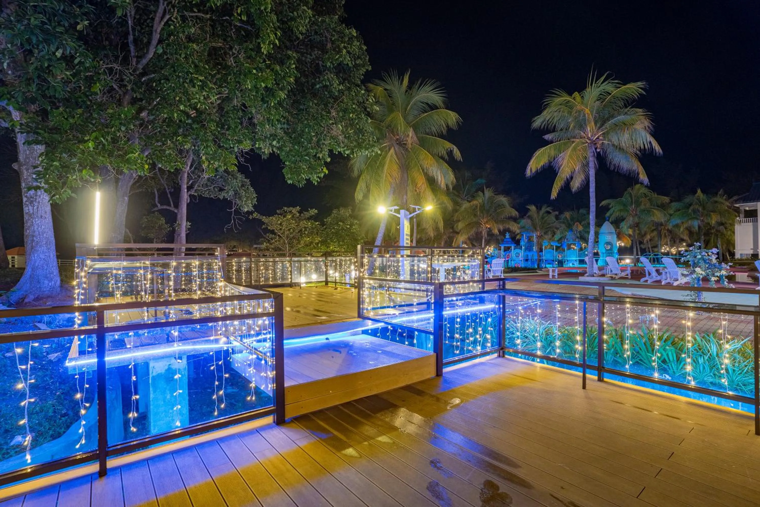Dining area in BIDONG VIEW RESORT