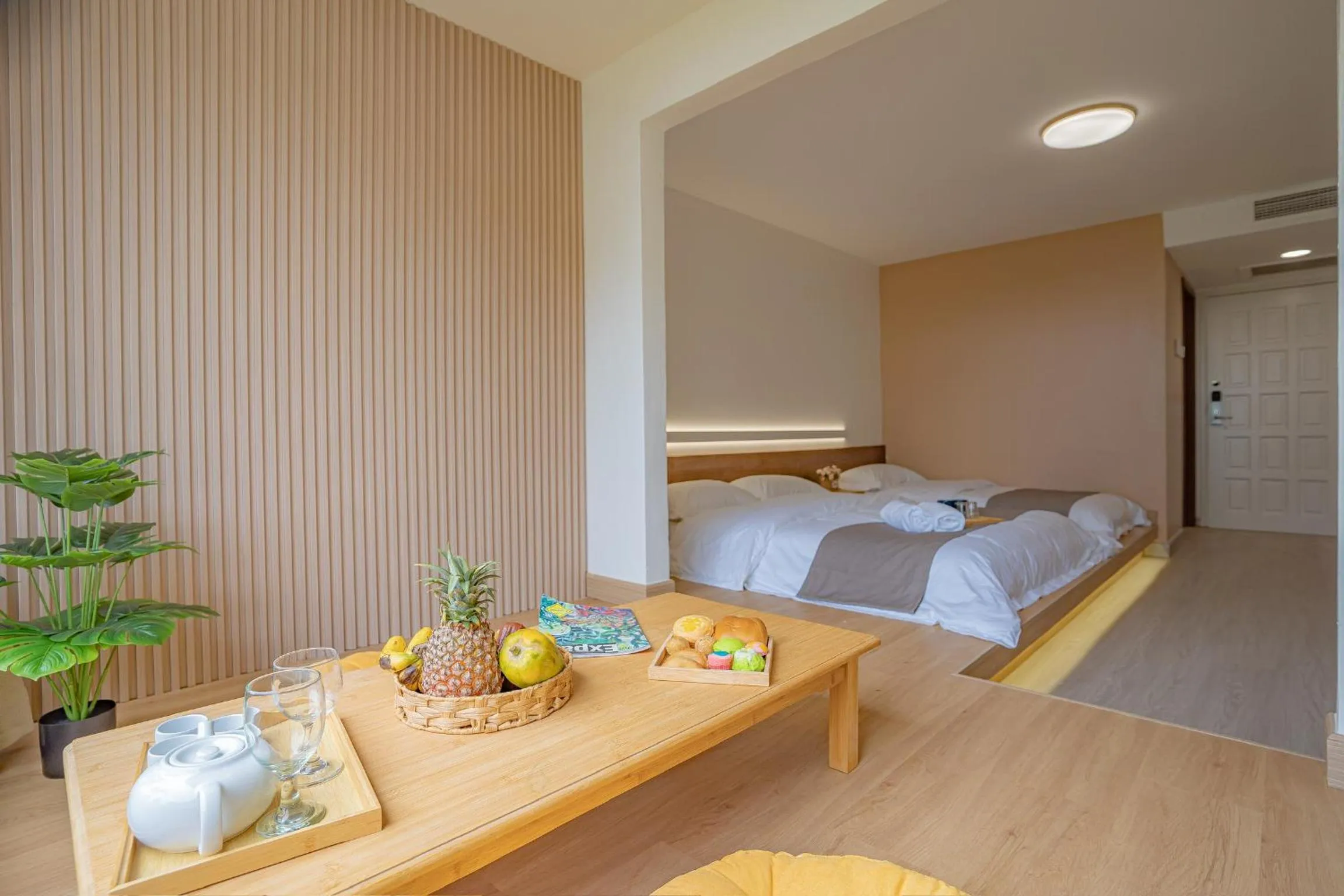 Photo of the whole room, Bed in BIDONG VIEW RESORT