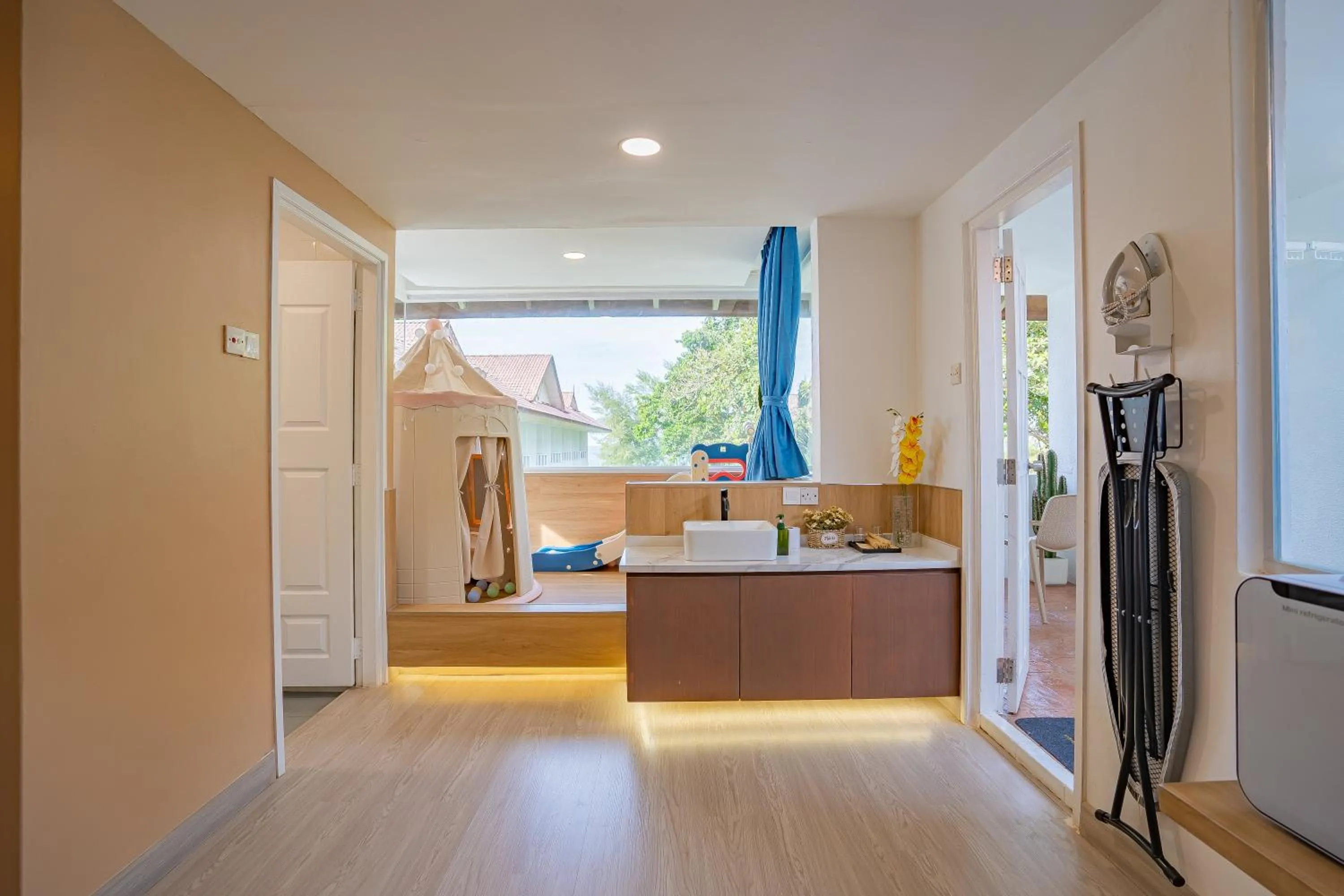 Bedroom in BIDONG VIEW RESORT