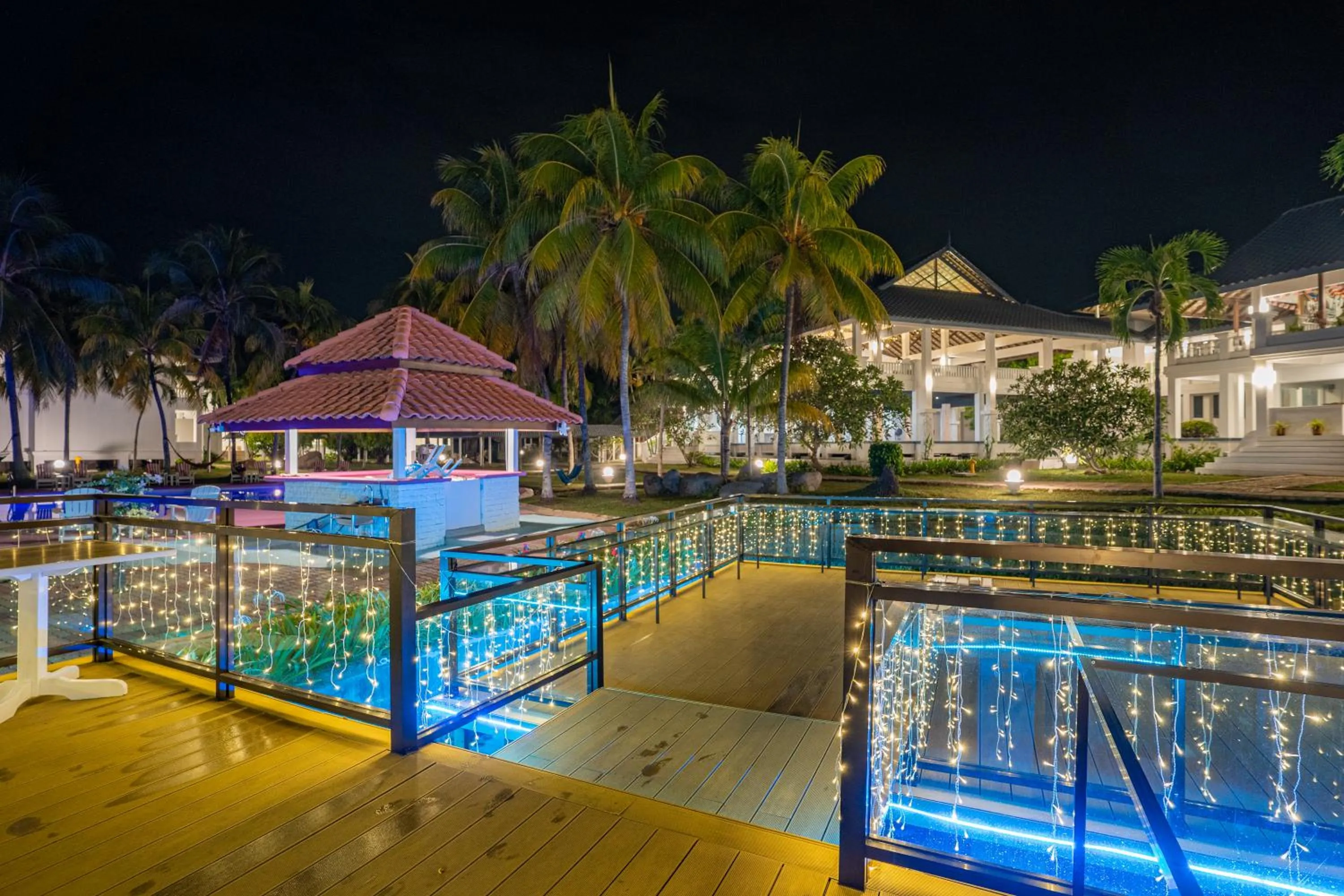 Dining area in BIDONG VIEW RESORT