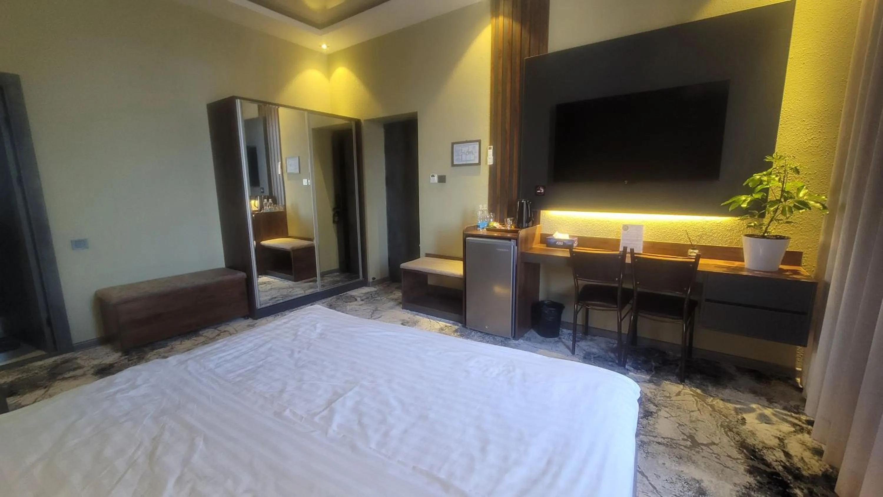 TV and multimedia, Bed in Homy House Hotel