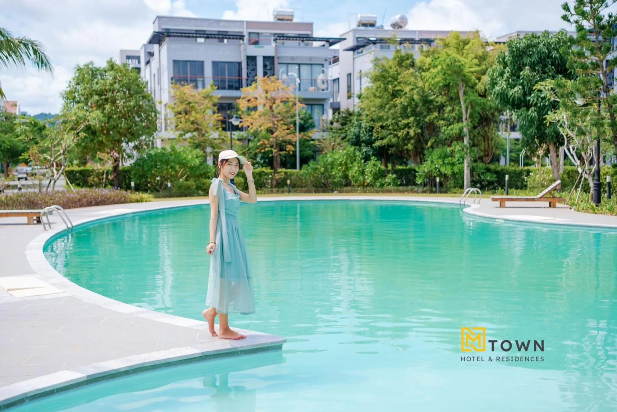 Swimming pool in Luxy Park Hotel & Apartments - MTown