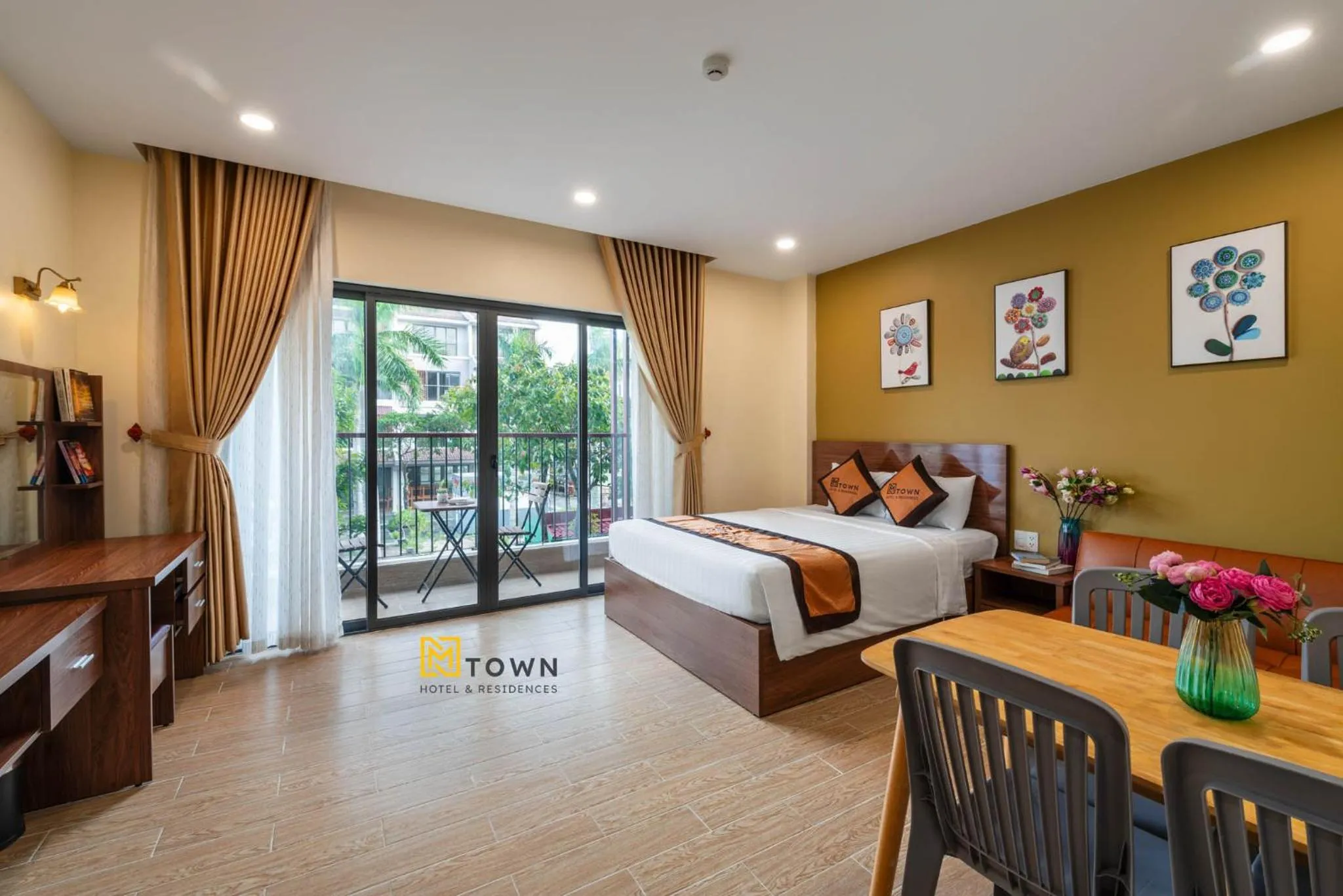 Bed in Luxy Park Hotel & Apartments - MTown