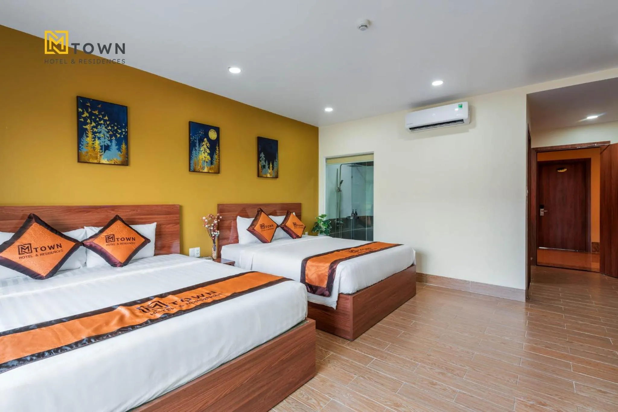 Bed in Luxy Park Hotel & Apartments - MTown