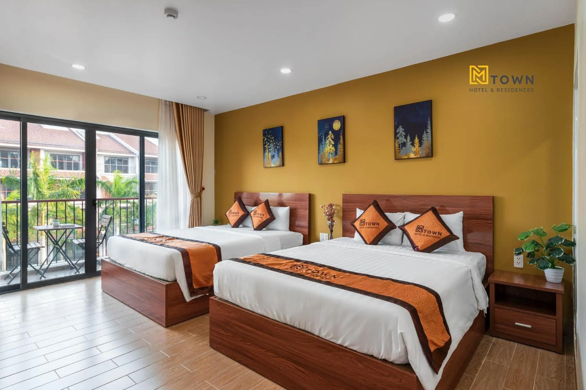 Bed in Luxy Park Hotel & Apartments - MTown