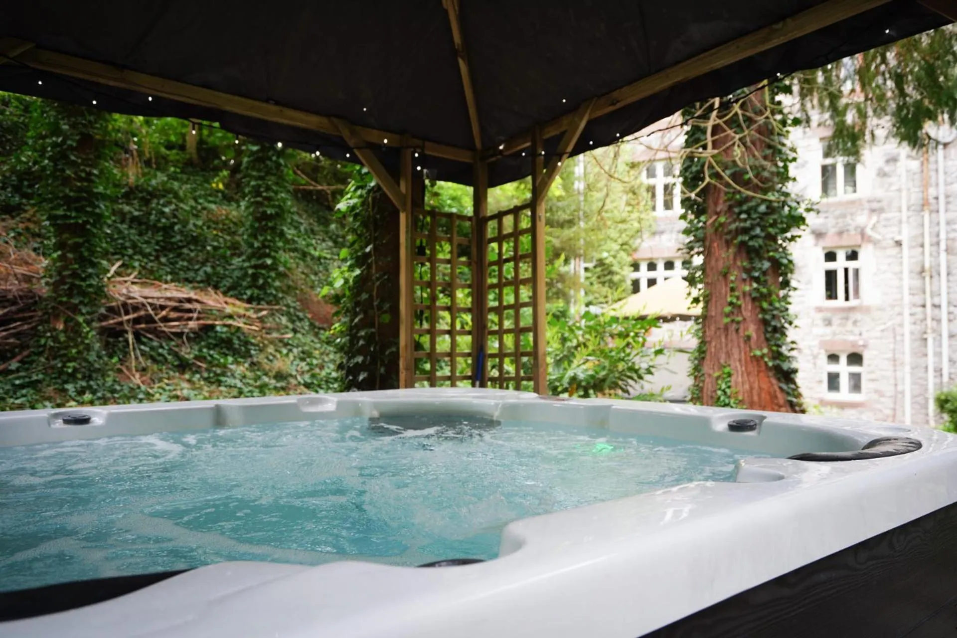 Hot Tub in Ruthin Castle Hotel and Spa