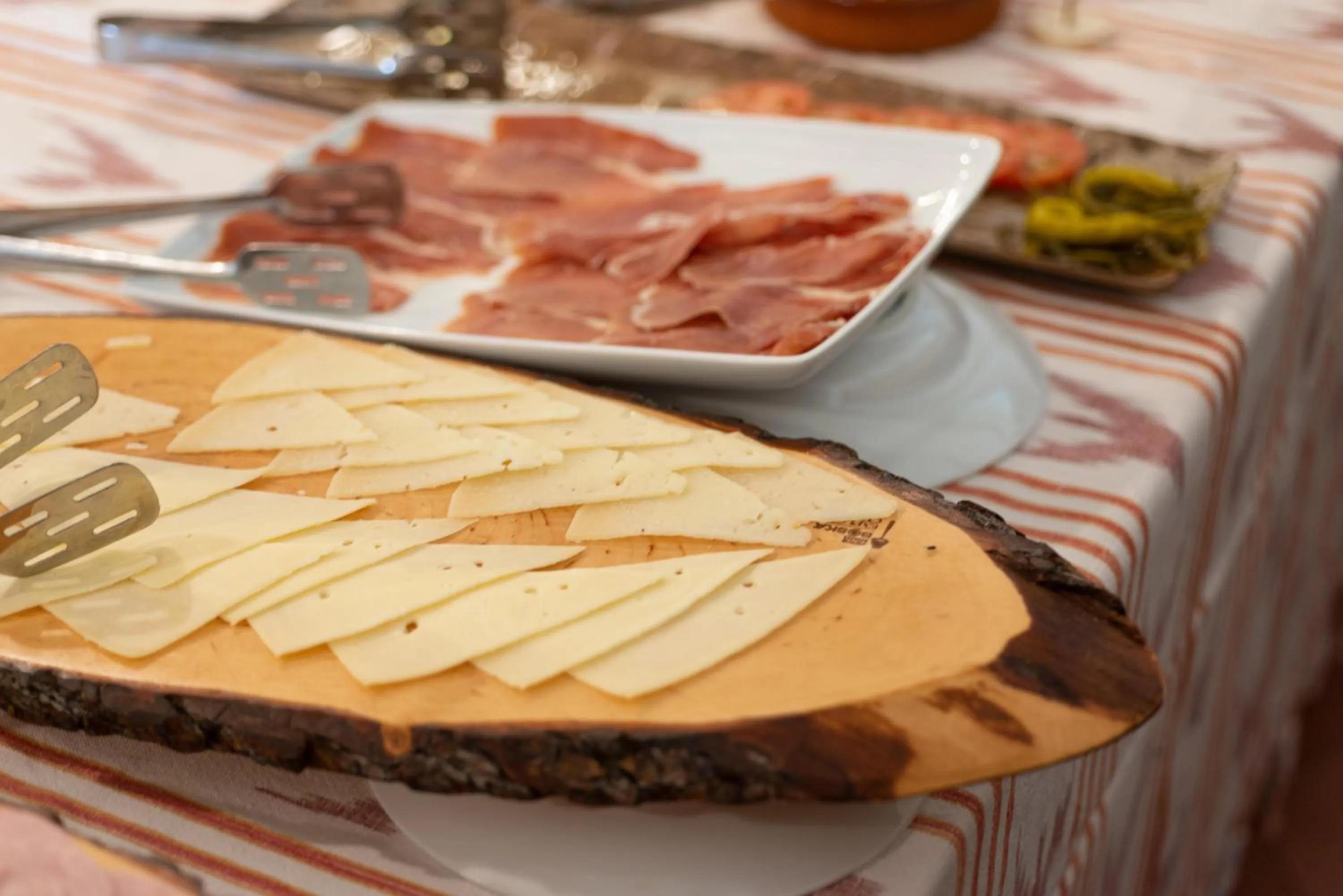 Breakfast in Santuari de Cura