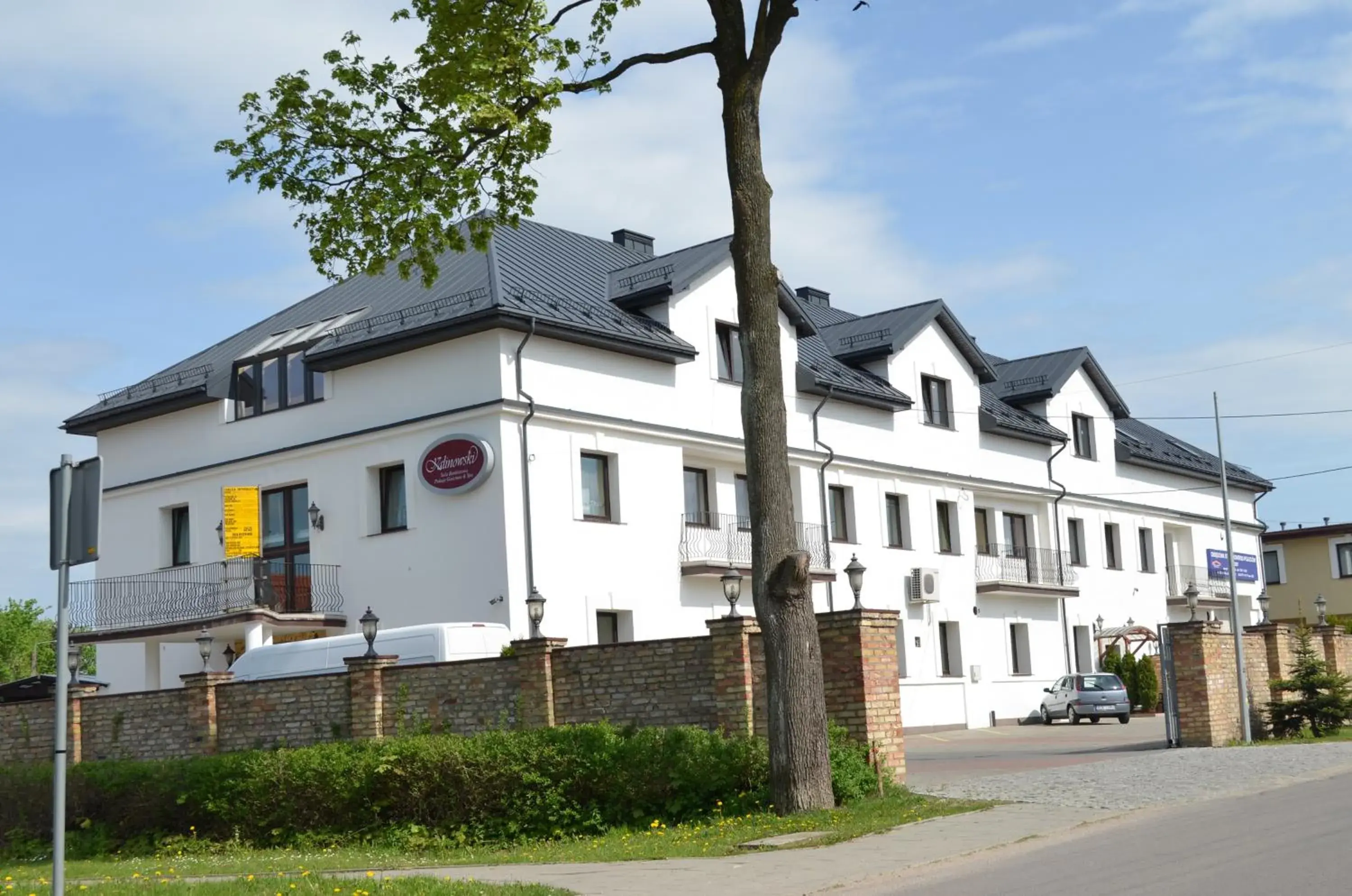 Sala Bankietowa i Pokoje Gościnne Sala Bankietowa i Pokoje Gościnne