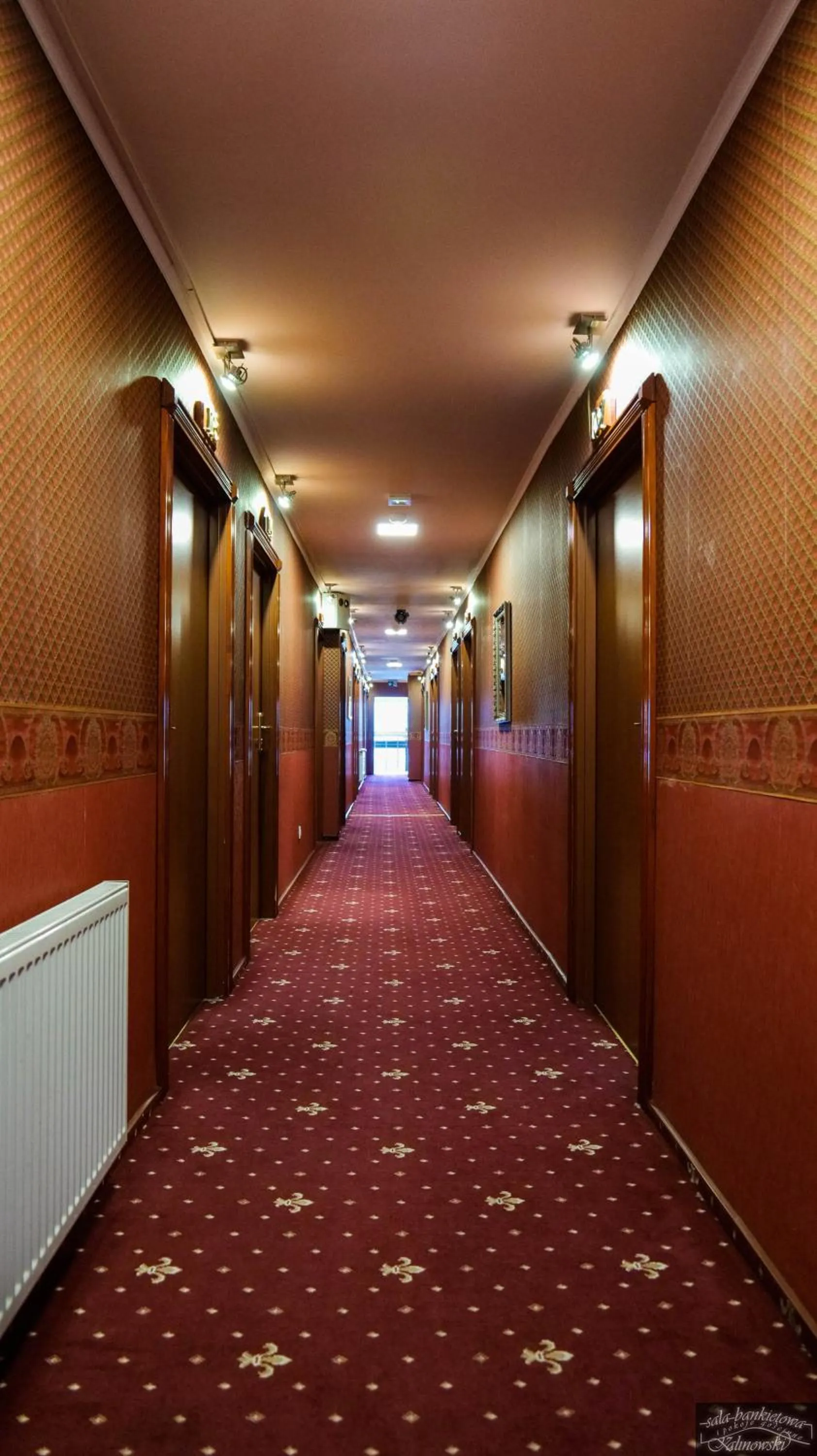 Sala Bankietowa i Pokoje Gościnne
