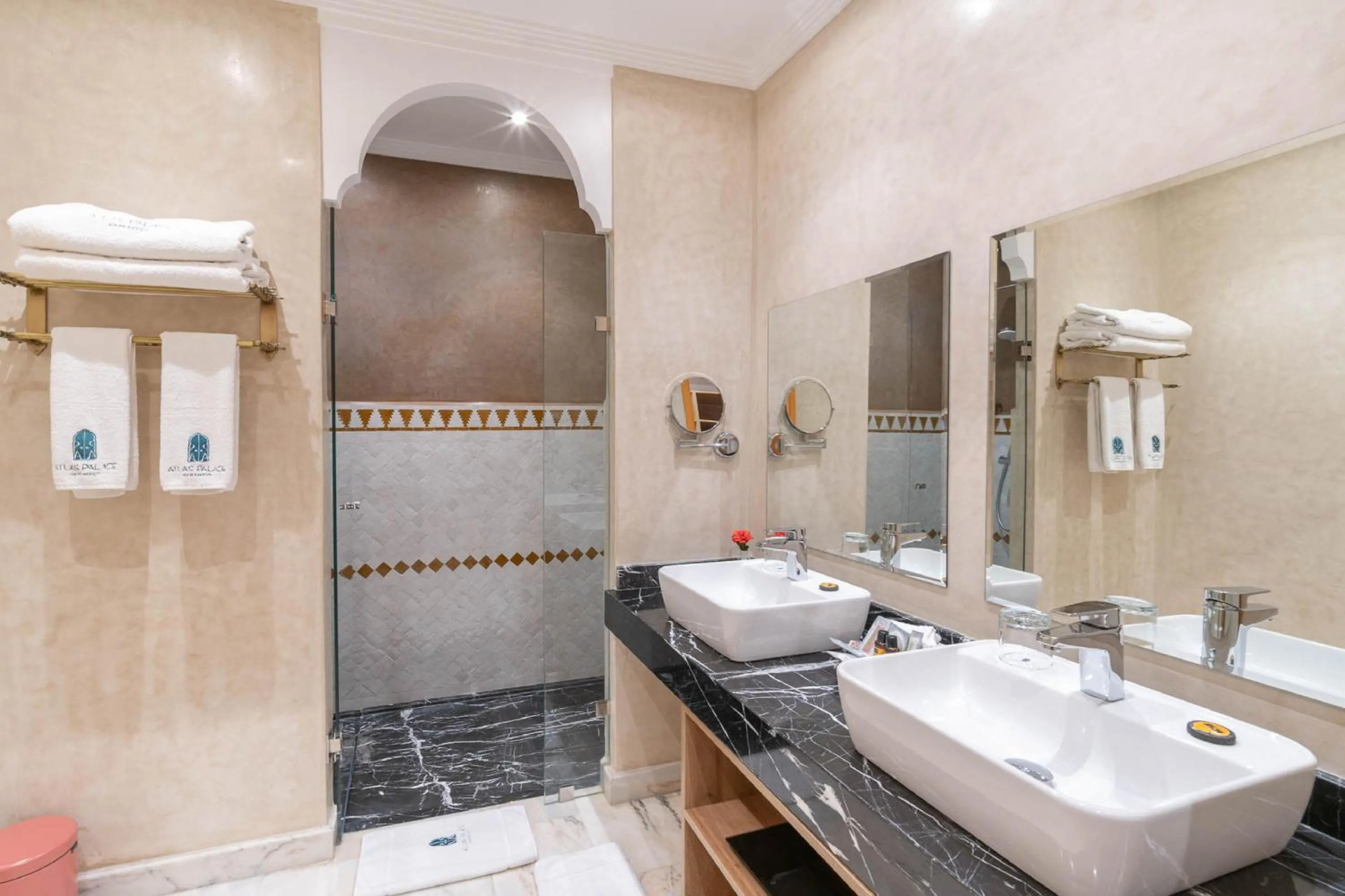 Bathroom in Riad Atlas Palace & SPA