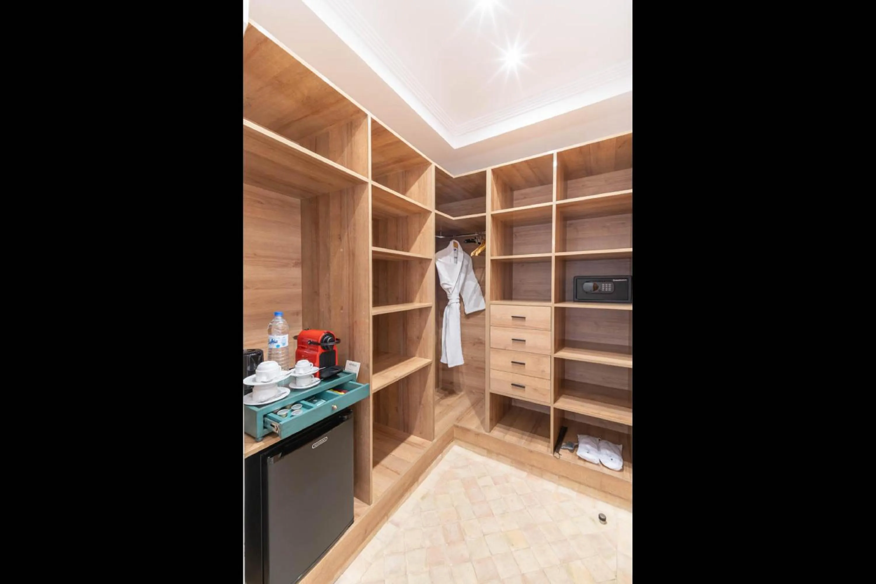 Coffee/tea facilities in Riad Atlas Palace & SPA