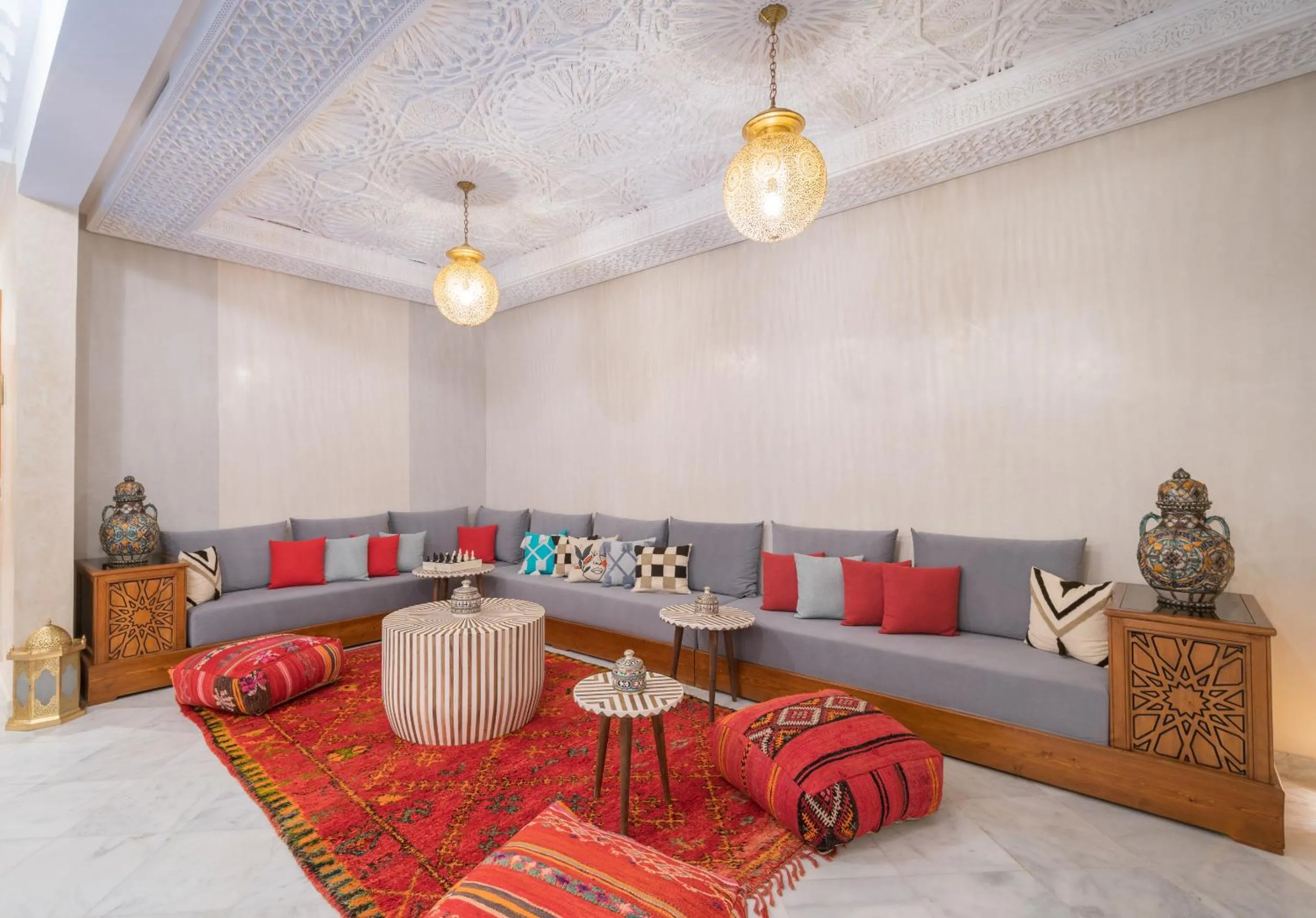 Communal lounge/ TV room in Riad Atlas Palace & SPA