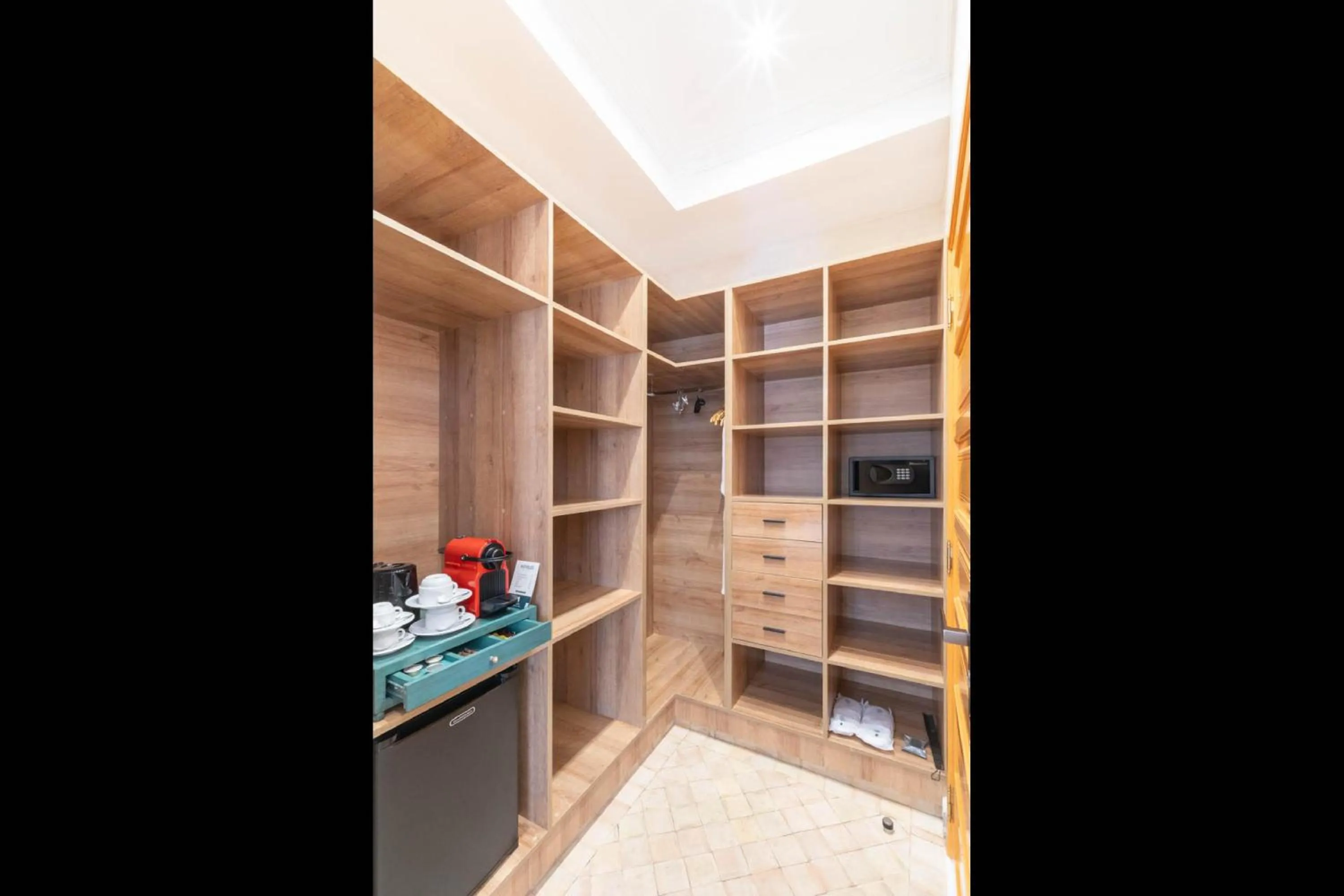 Coffee/tea facilities in Riad Atlas Palace & SPA