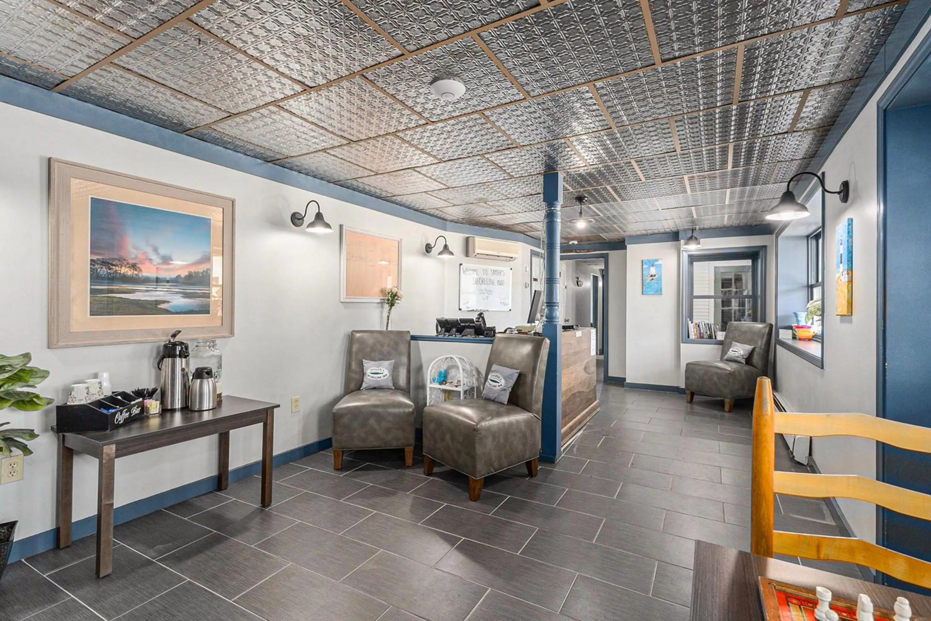 Lobby or reception in Snyders Shoreline Inn
