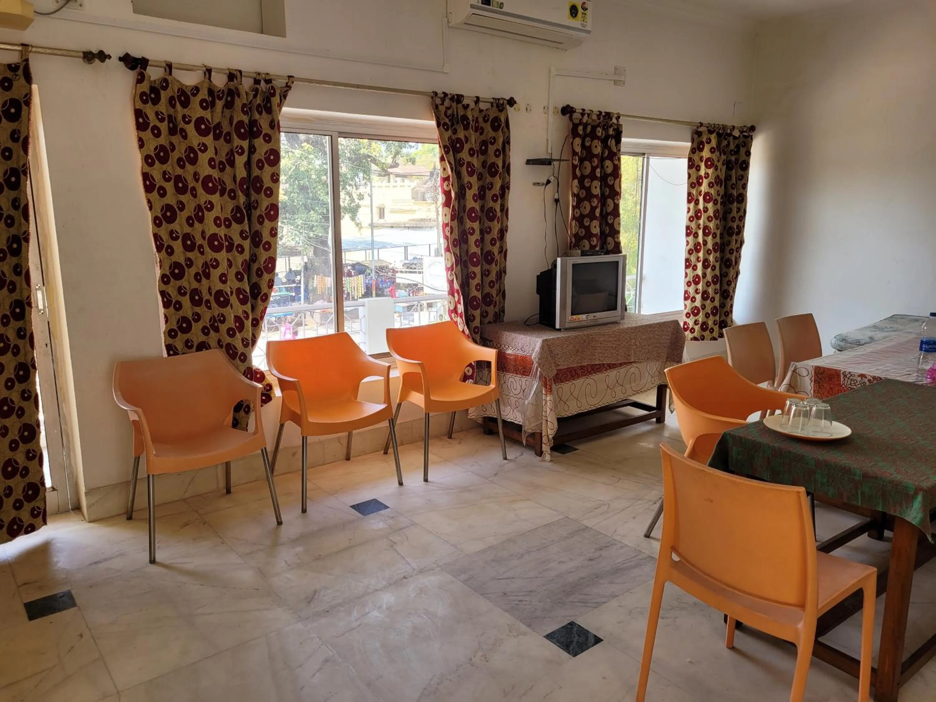 Seating area in Hotel Lakeside