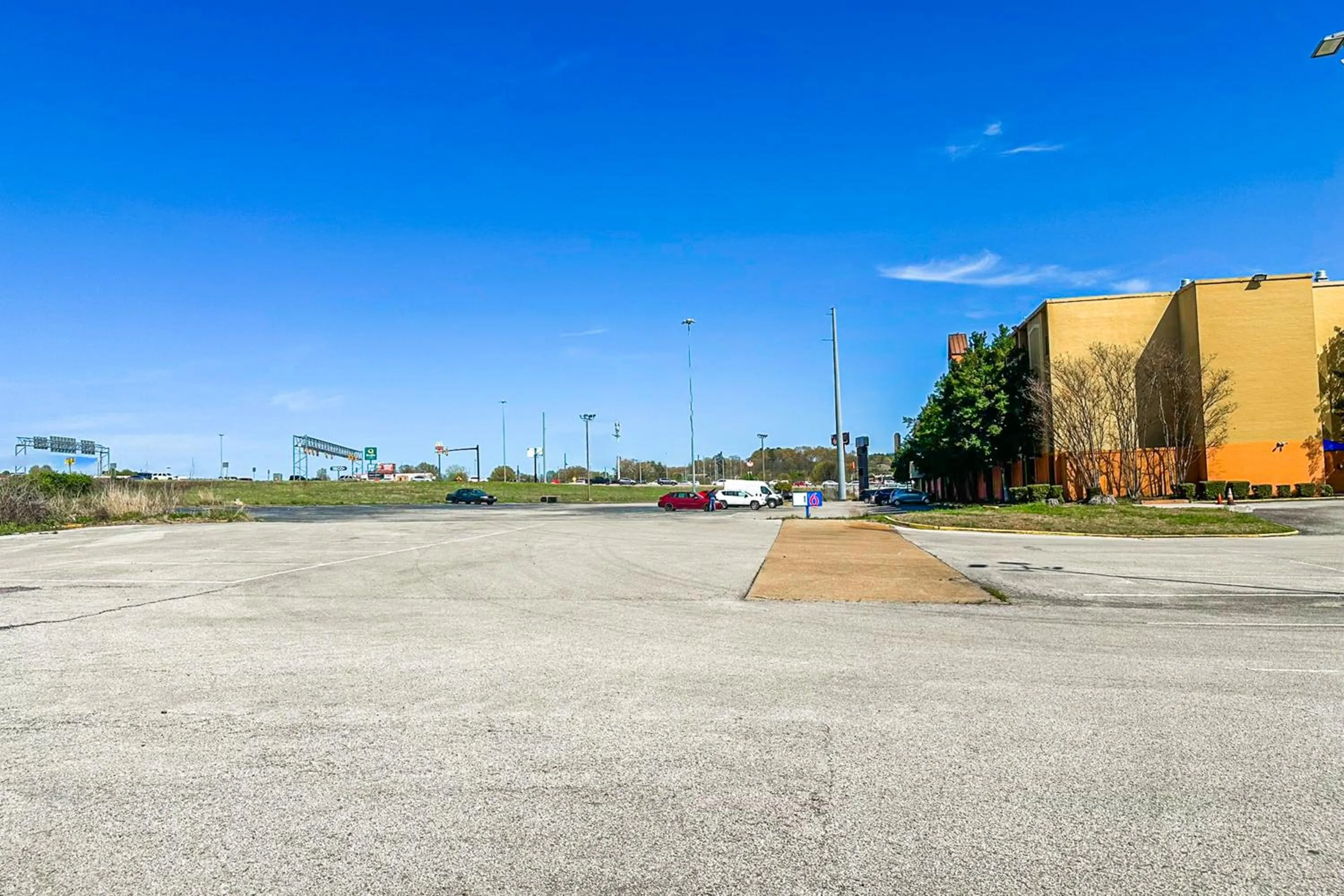 Facade/entrance in Jackson Hotel And Convention Center