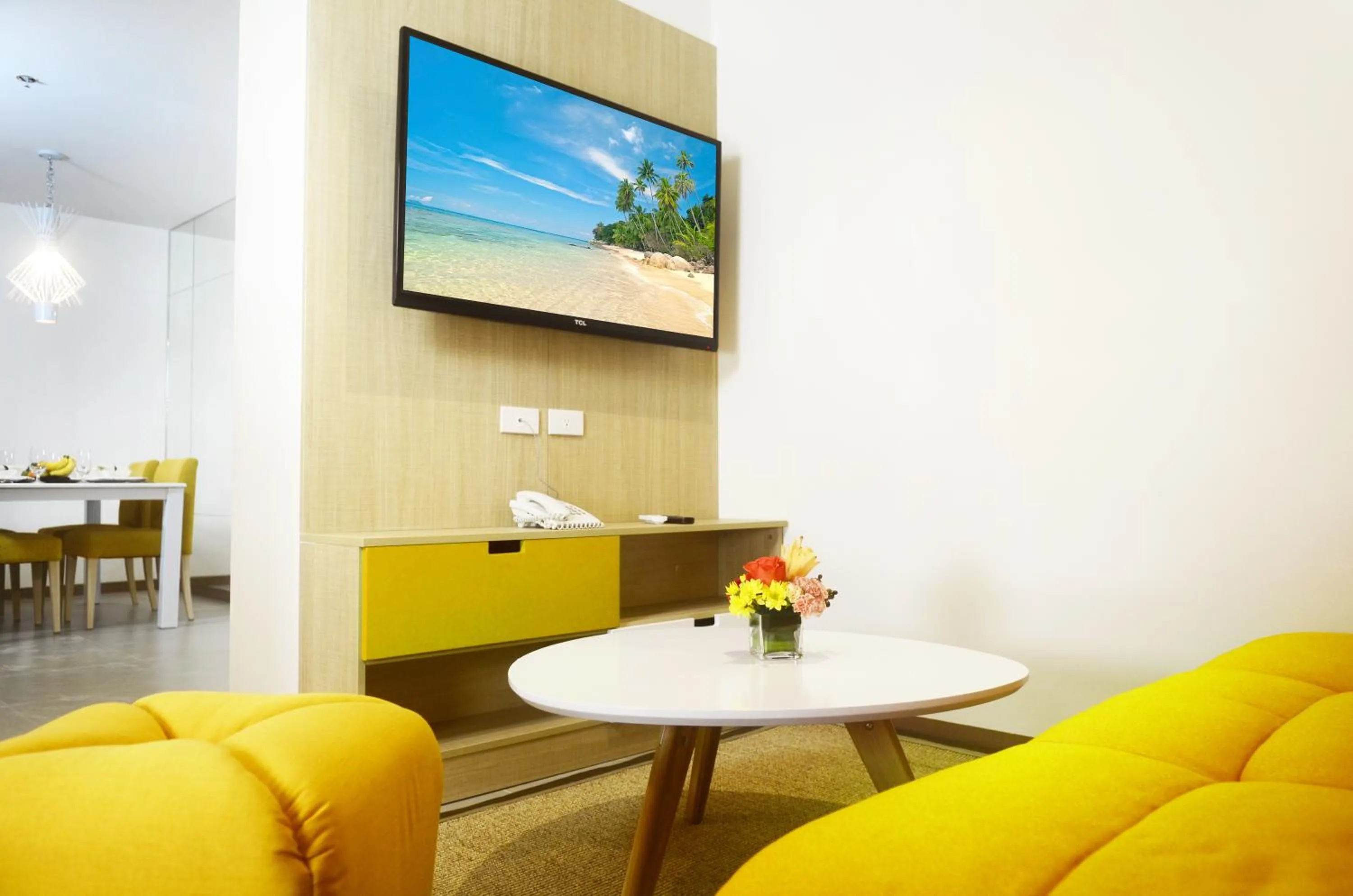 TV and multimedia in Azalea Hotels & Residences Boracay